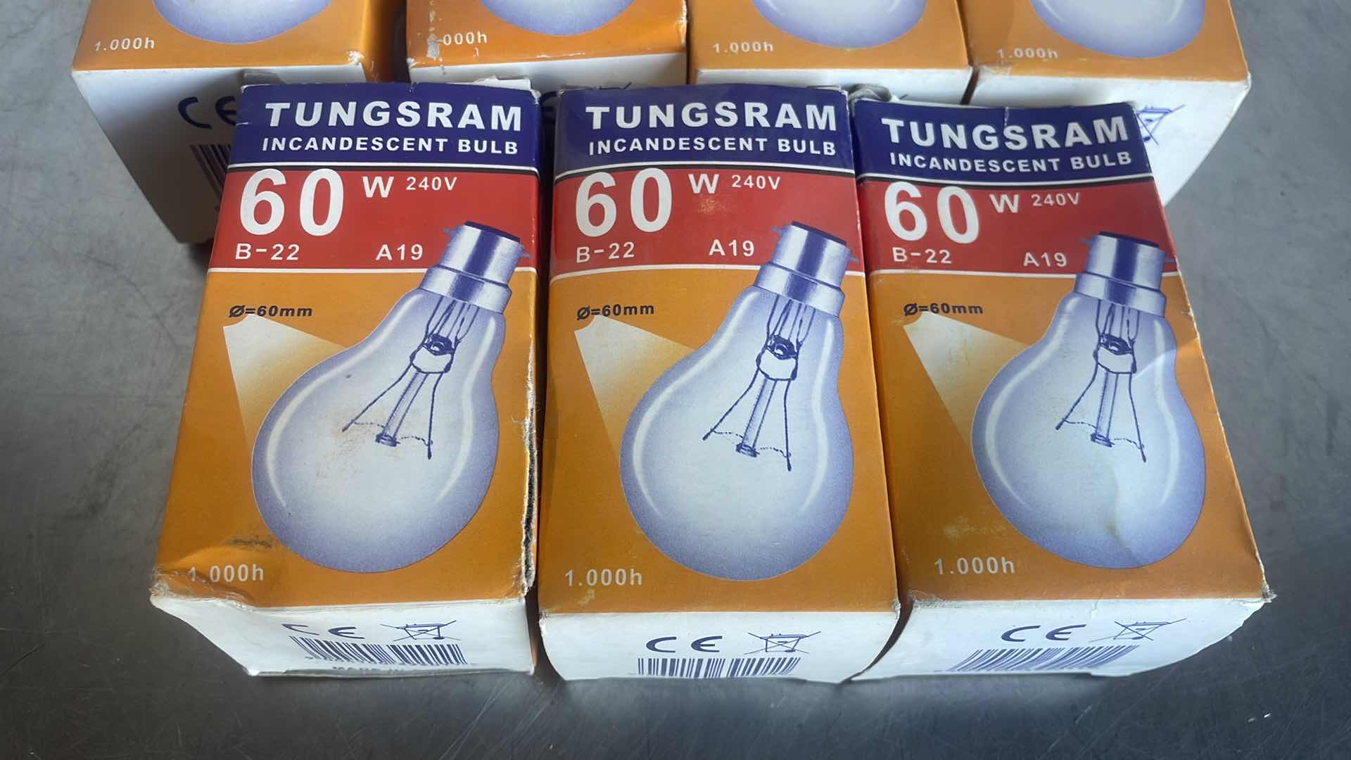 Photo 1 of TUNGSRAM INCANDESCENT BULBS 60 W (19)