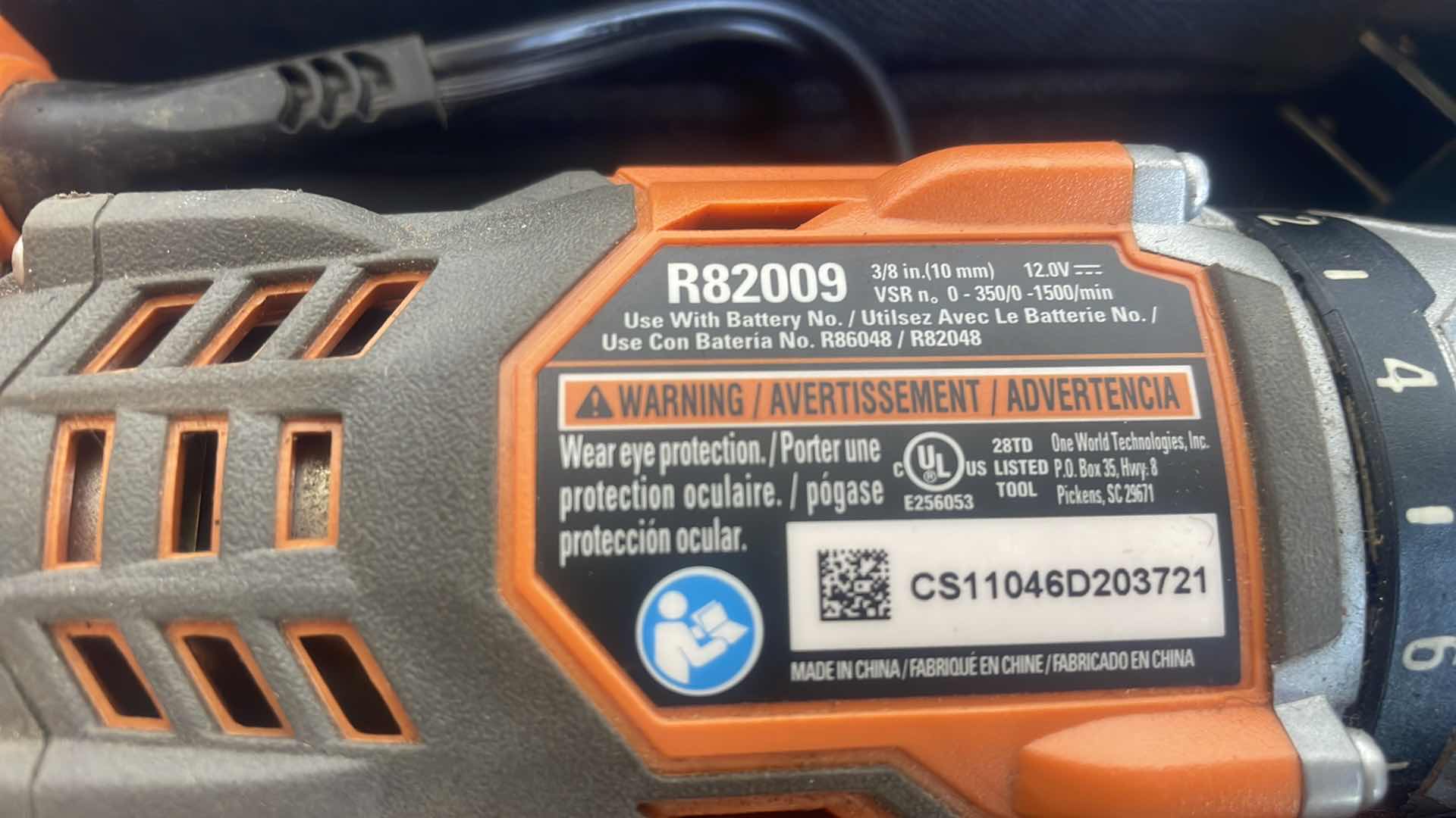 Photo 4 of RIDGID 12V WORKLIGHT R82920 & 3/8” 12V DRILL R82009 WITH CHARGER IN SOFT CASE NO BATTERY UNTESTED