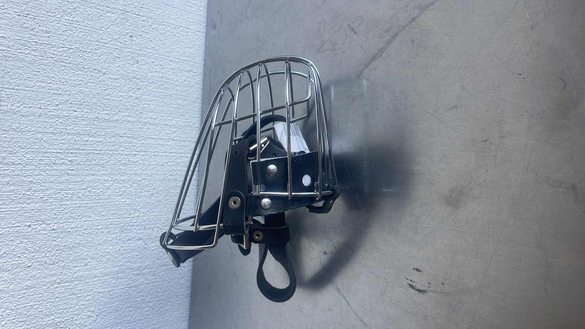 Photo 1 of RAY ALLEN EI-6-1 LARGE WIRE BASK DOG MUZZLE, 5-1/4" L, 14-1/4"
CIRCUMFERENCE