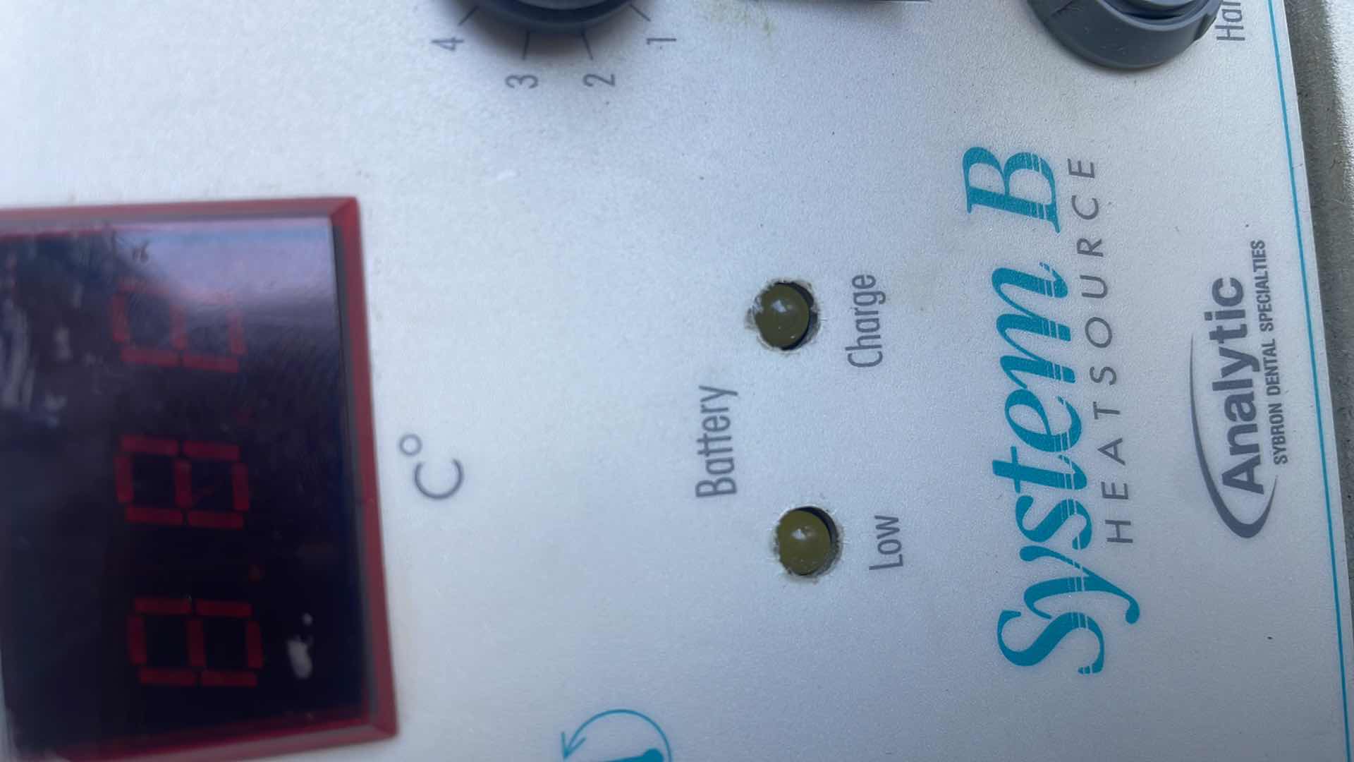 Photo 5 of SYBRON- ANALYTIC SYSTEM B HEATSOURCE DOWNPACK OBTURATION - "MAIN UNIT ONLY"