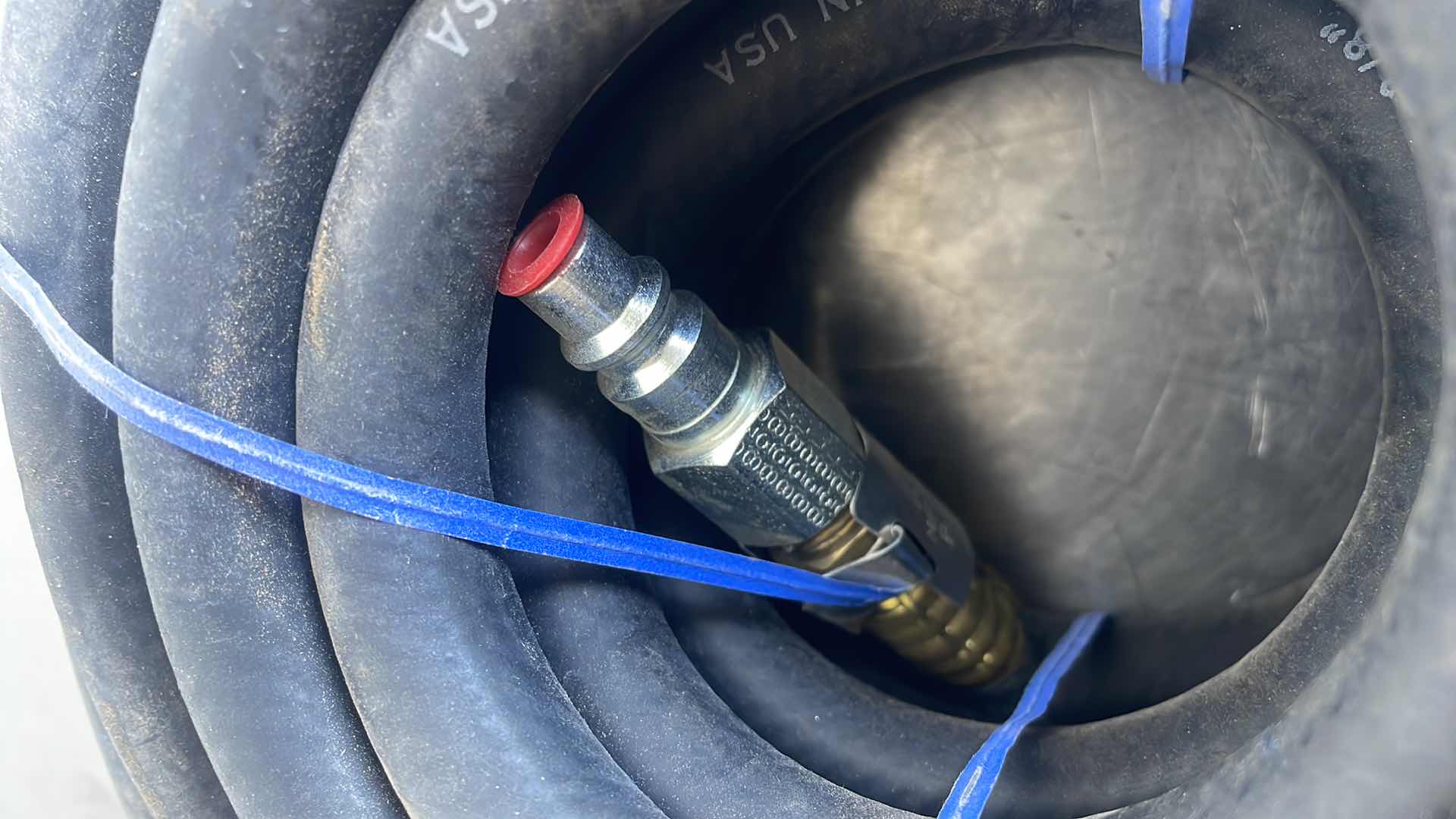 Photo 1 of MILTON 3/8” 200PSI AIR HOSE 50’