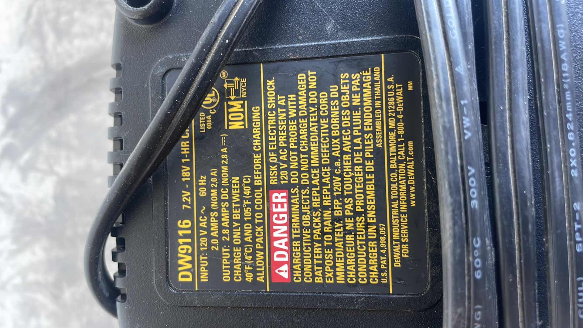 Photo 1 of DEWALT 1 HOUR CHARGER DW9116