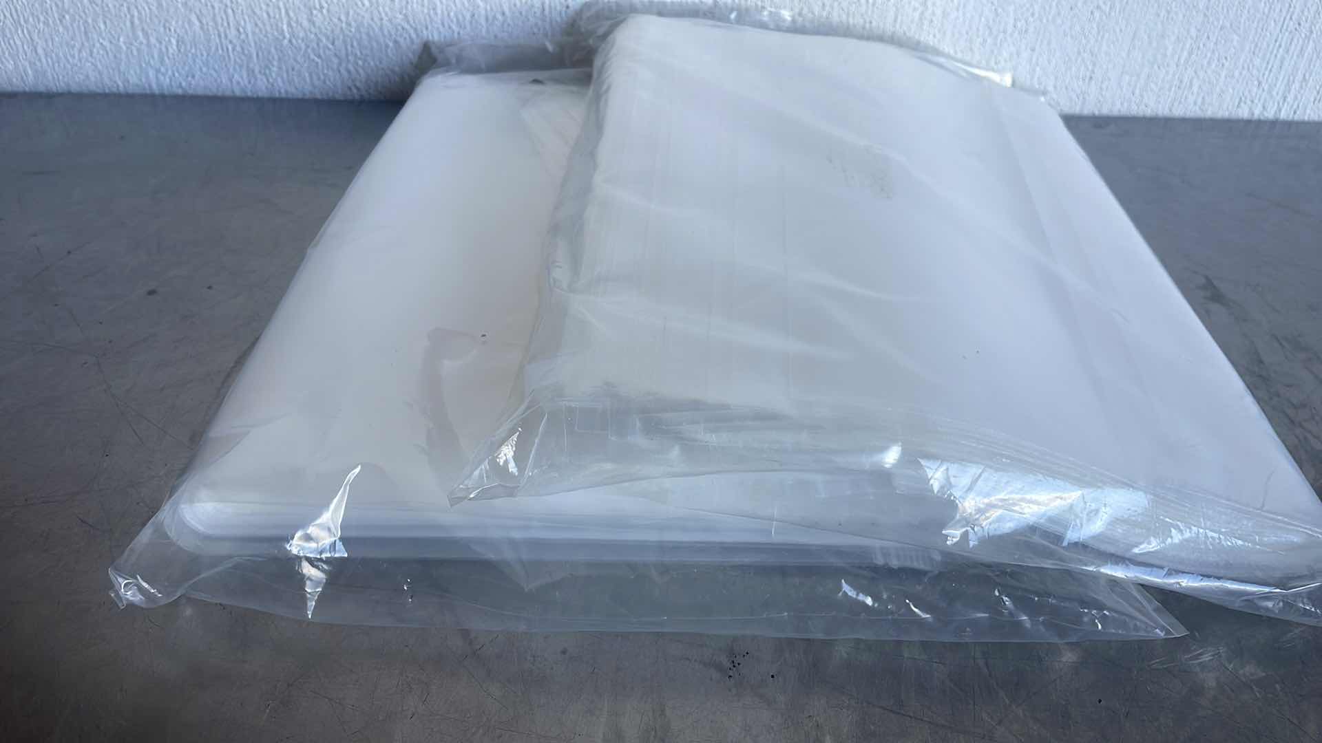 Photo 1 of 13" X 18" 2 MIL CLEAR RECLOSABLE ZIP PLASTIC POLY BAGS (200)