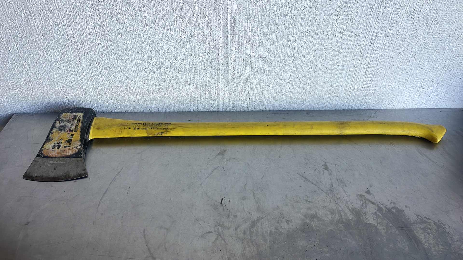 Photo 1 of 3-1/2LB  ROUGHNECK HAND AXE