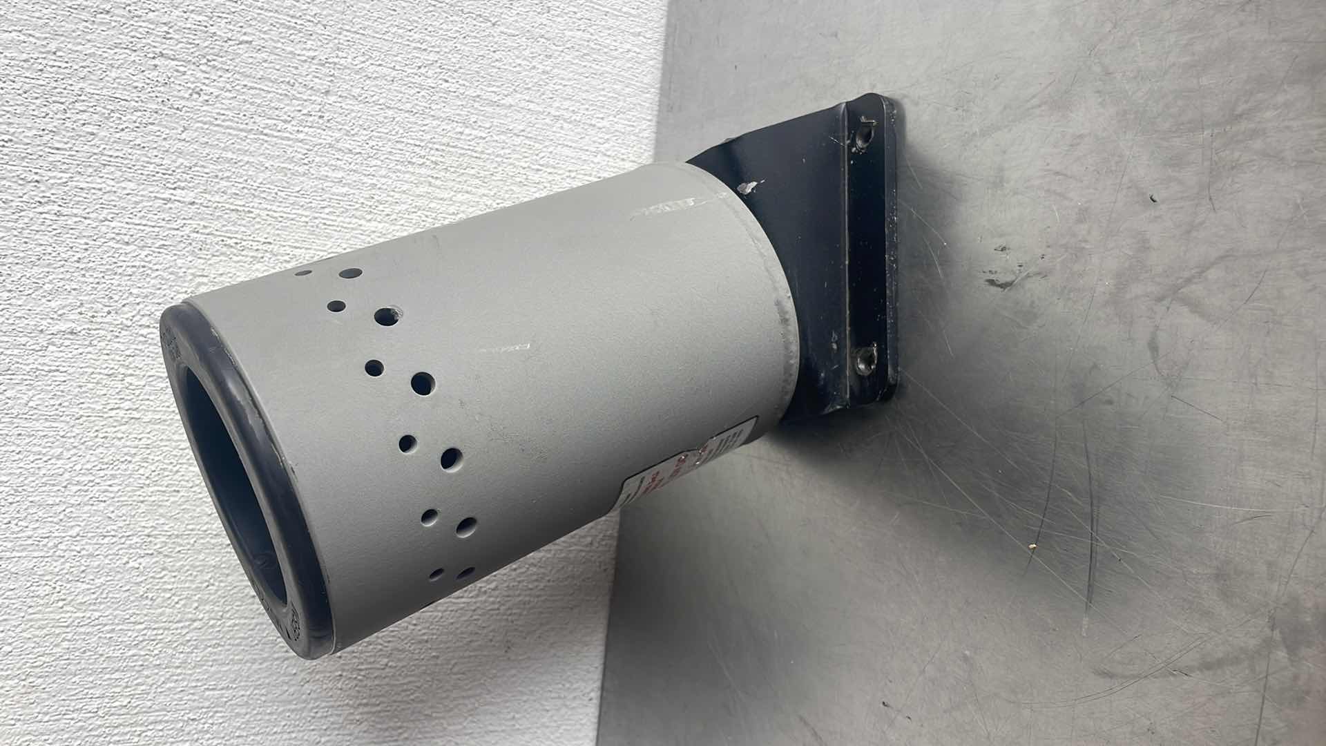 Photo 8 of APC-100 ARMOR PIERCING
CONTAINMENT SYSTEM