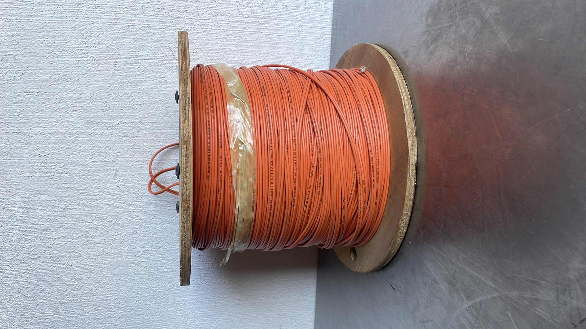 Photo 1 of AMP FIBER OPTIC CABLE