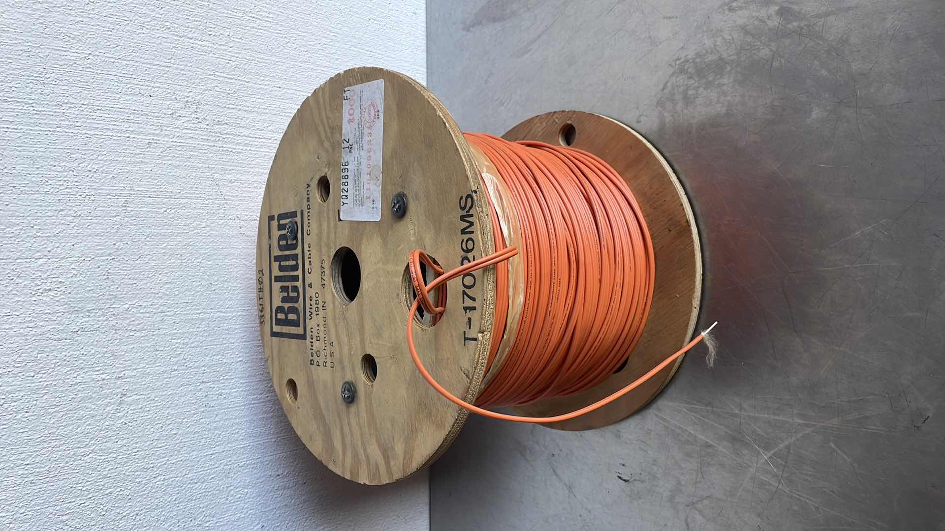 Photo 1 of AMP FIBER OPTIC CABLE