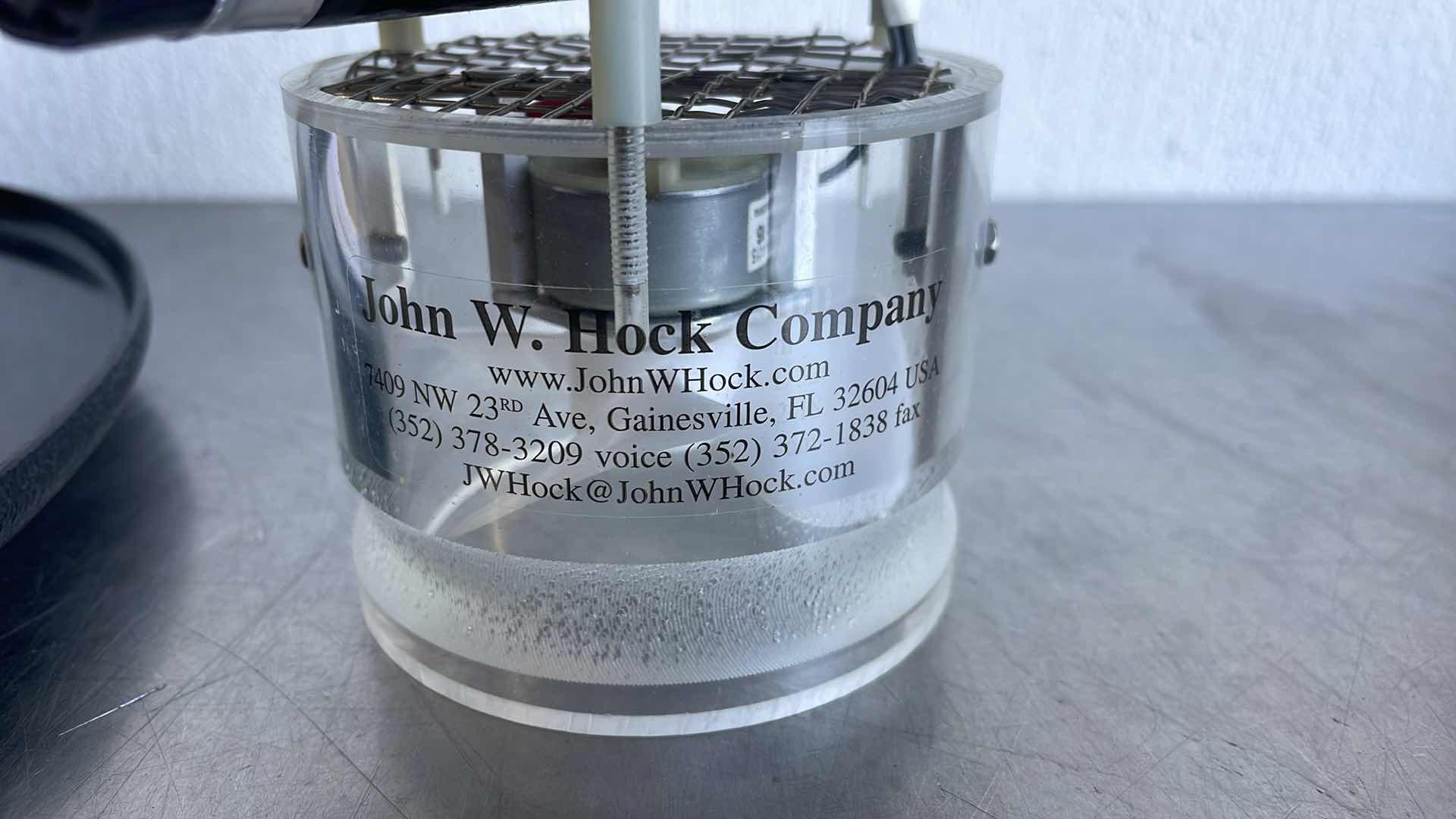 Photo 1 of JOHN W. HOCK 1312 12V MOSQUITO CDC UPDRAFT BLACKLIGHT (UV)
TRAP 4WATT