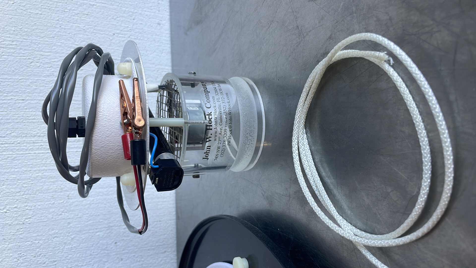 Photo 1 of JOHN W. HOCK 1312 12V MOSQUITO CDC UPDRAFT BLACKLIGHT (UV)
TRAP 4WATT