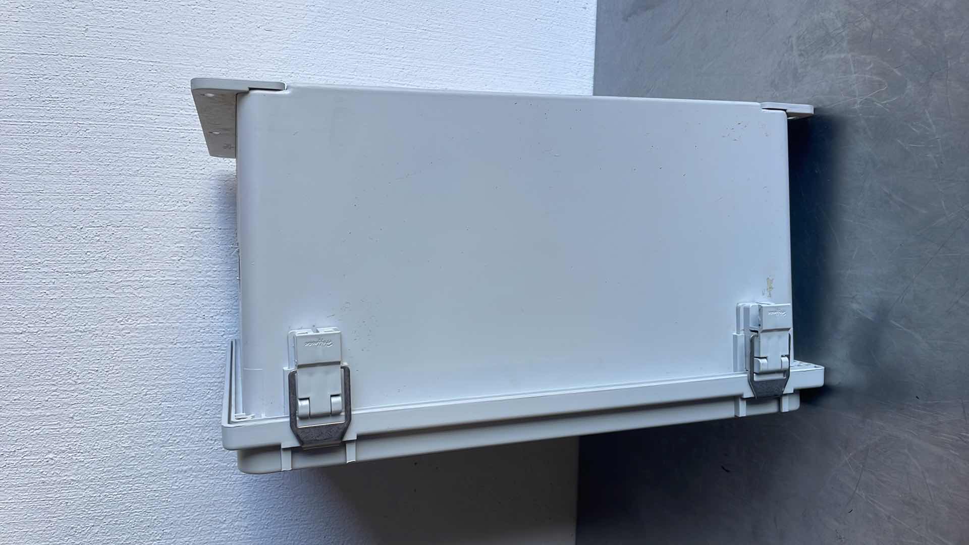 Photo 2 of NVENT HOFFMAN
POLYPRO, TYPE 4X, 16.02X14.01X8.35, POLY
MFR # A16148PHCW