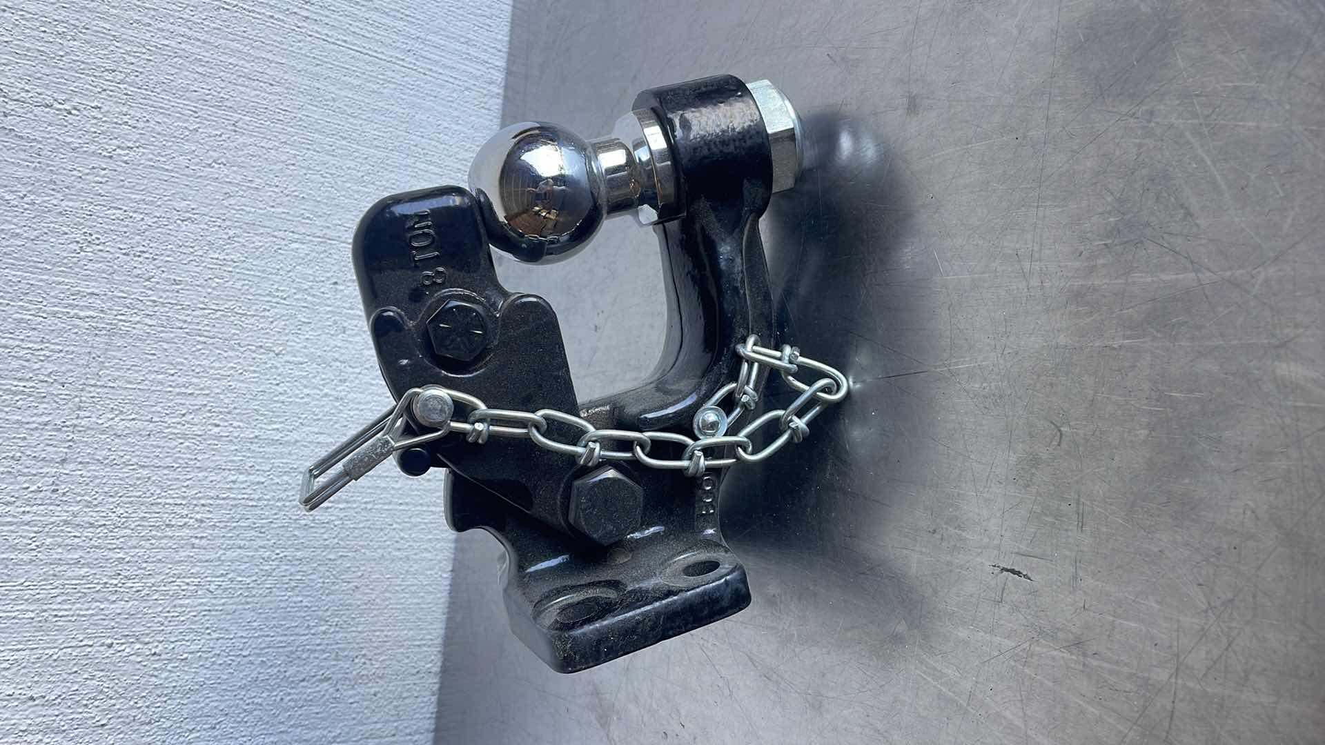 Photo 1 of BUYERS 8 TON 2” COMBINATION HITCH