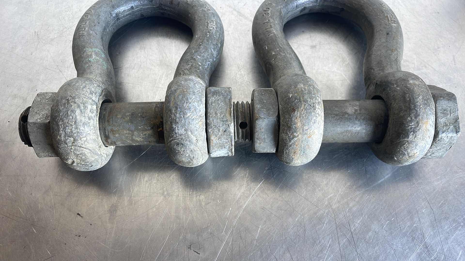 Photo 1 of CM 30 TON WLL 1-1/2” USA BOLT TYPE SHACKLES