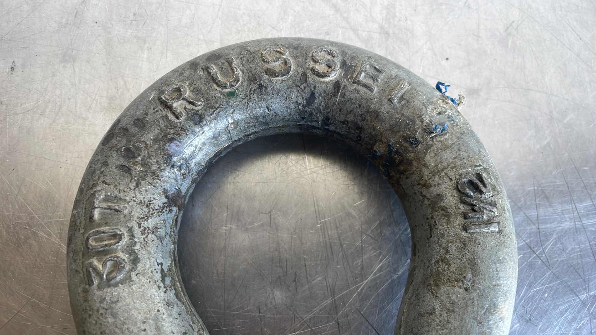 Photo 2 of RUSSEL 30 TON WLL 1-1/2” SHACKLE BOLT TYPE