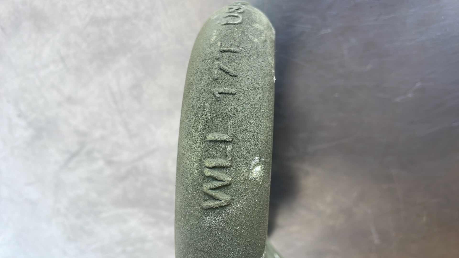 Photo 1 of CM 17 TON WLL SHACKLE 1-3/8”