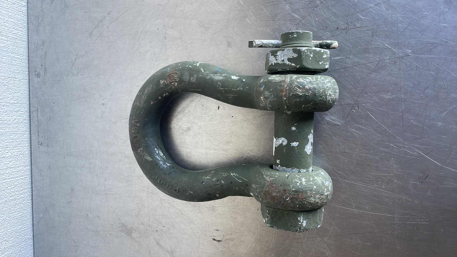 Photo 1 of 30 TON SHACKLE BOLT TYPE 1-1/2”