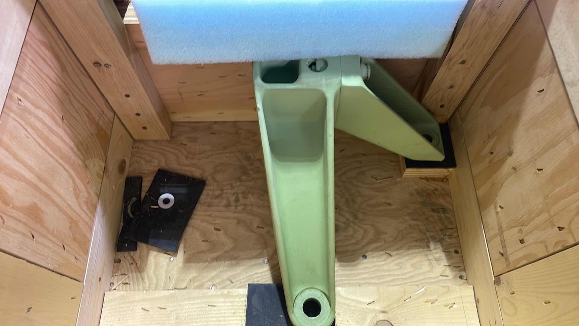 Photo 1 of BOEING 65B81127-41 L/H FLAP
INBOUND TE TRANSMISSION FOR
747-300-400 AIRCRAFT