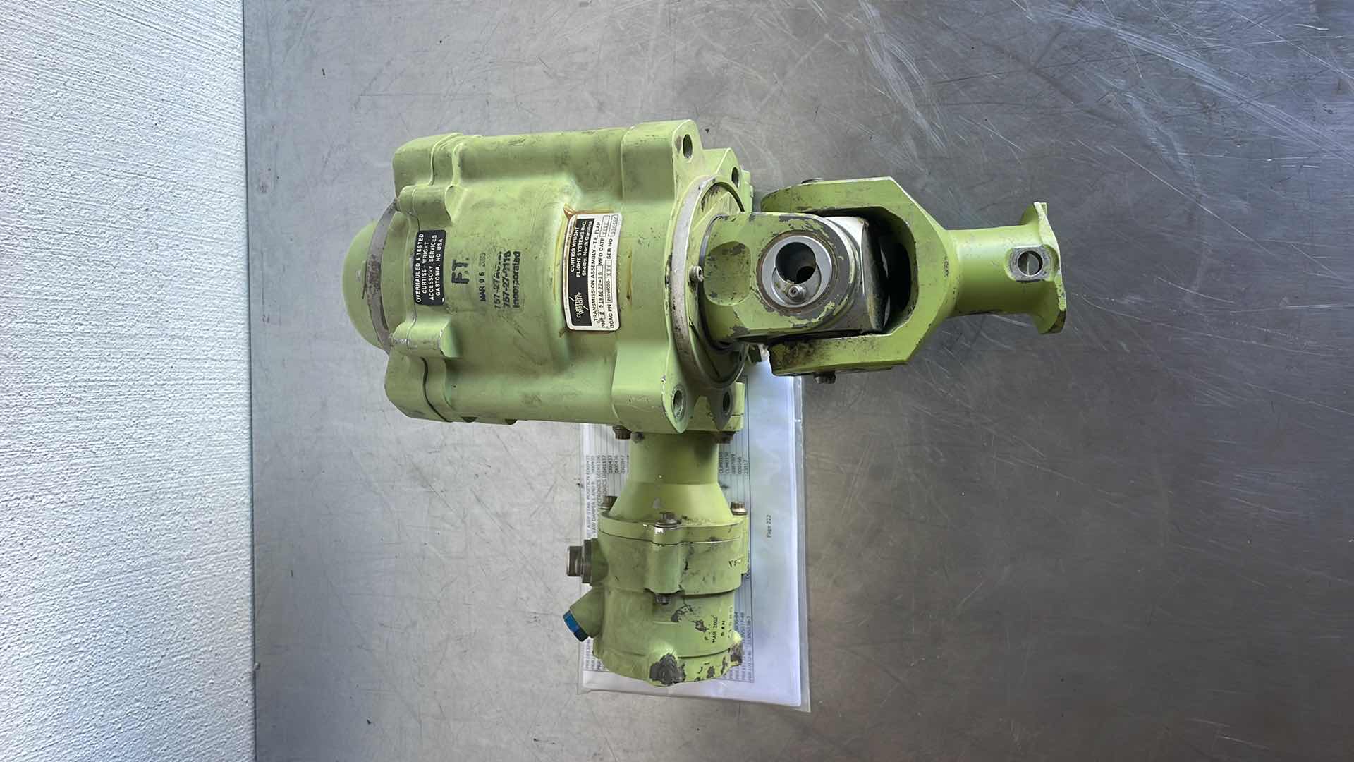 Photo 1 of CURTISS WRIGHT 251N4022-35 T.I FLAP TRANSMISSION 251N4101-93
FOR BOEING 757