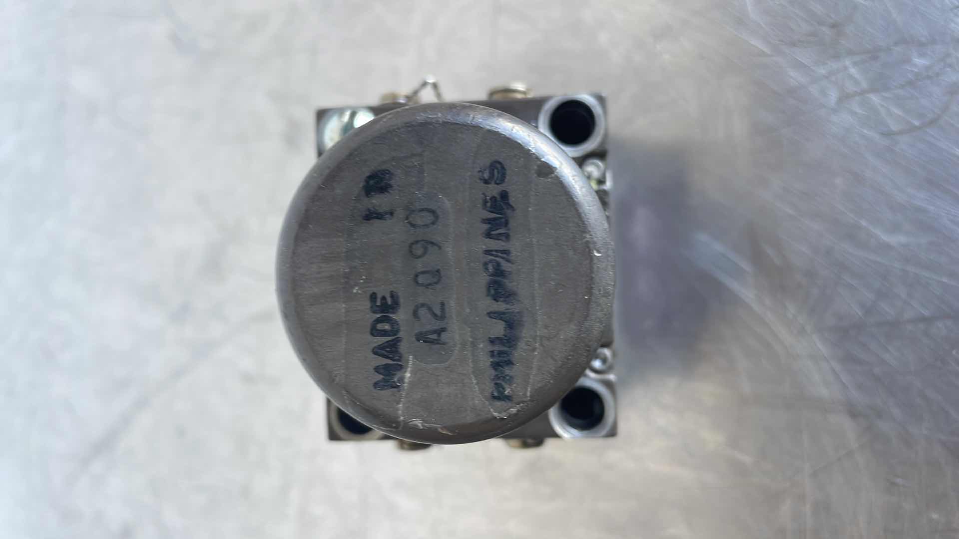 View 4 of MOOG 010-57354-1 FLOW CONTROL SERVOVALVE FOR BOEING 737 747 757 767 AIRCRAFT