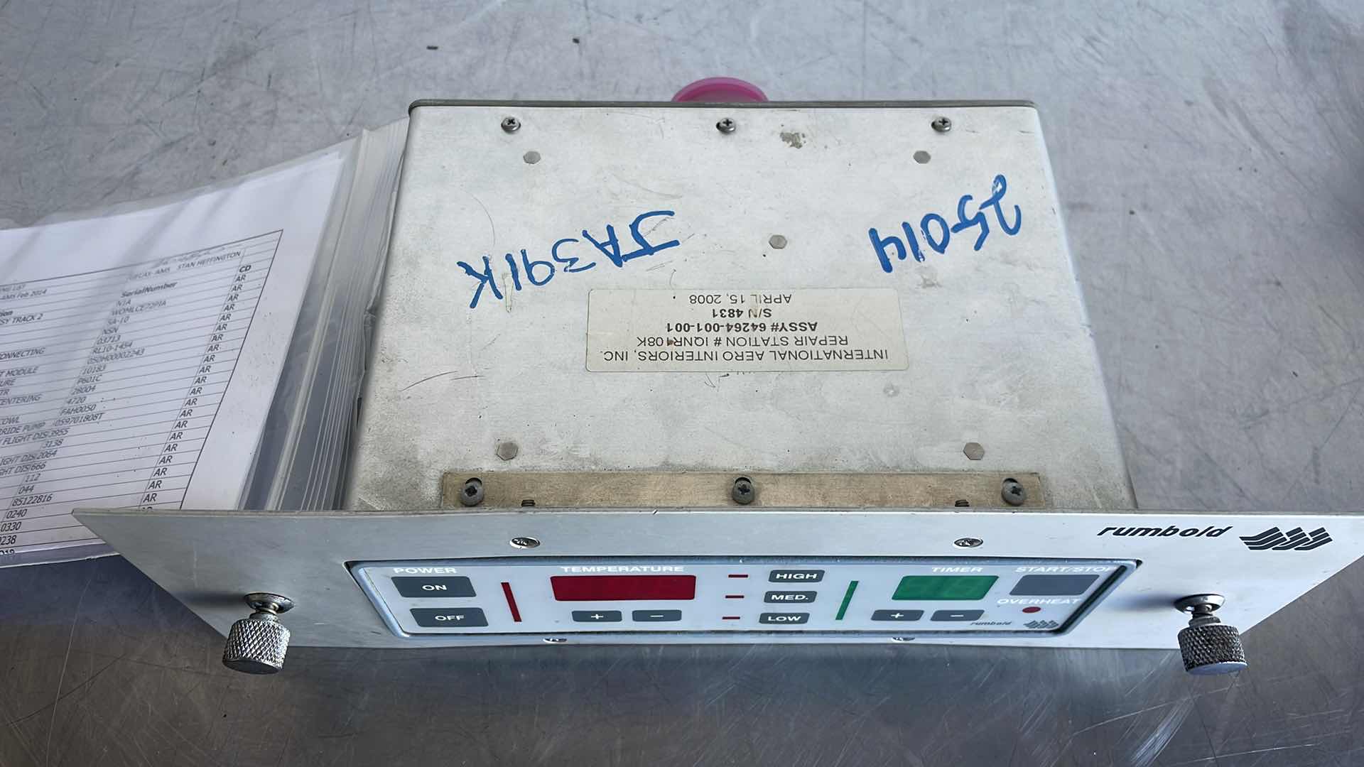 Photo 1 of RUMBOLD 64264-001-001 OVEN CONTROLLER CONVERTER FOR
BOEING 737 - 300