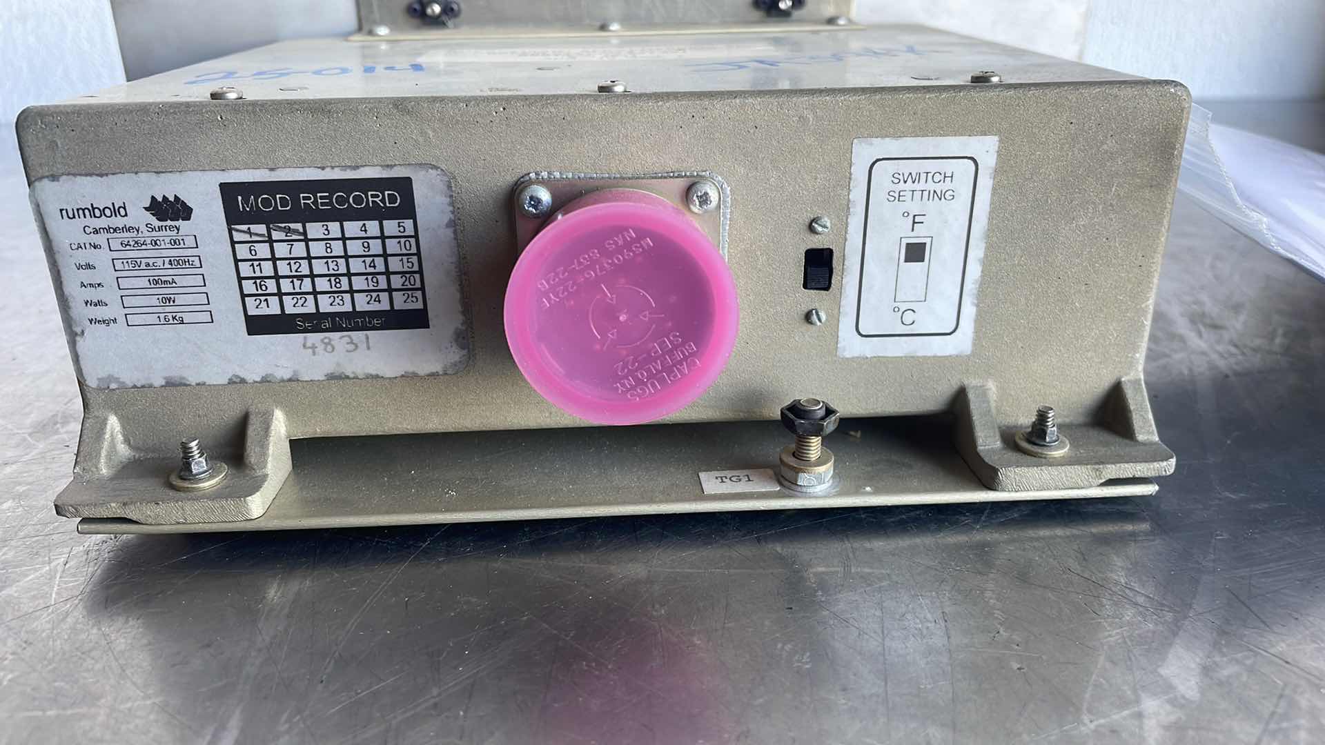 Photo 1 of RUMBOLD 64264-001-001 OVEN CONTROLLER CONVERTER FOR
BOEING 737 - 300