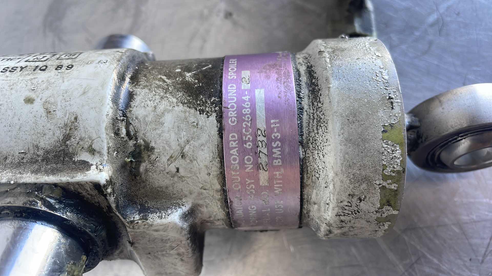 Photo 1 of BOEING 737 OUTBOARD GROUND SPOILER ACTUATOR 65C26864-2,
65-44960-27