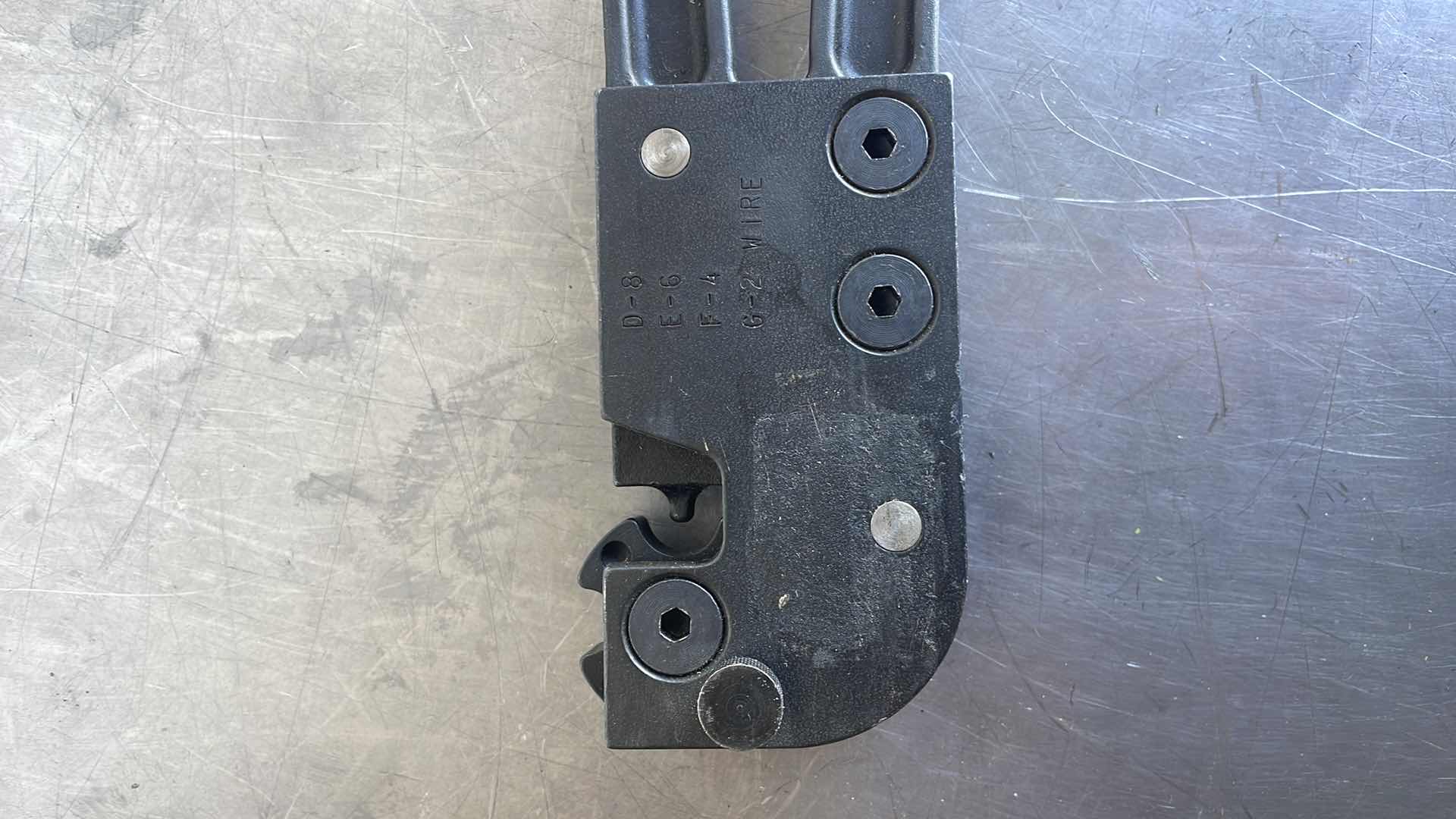 Photo 4 of GRANCO INDUSTRIES 8557 MANUAL
COMPRESSION CRIMPER CRIMP
TOOL, 2 THRU 8 AWG WIRE