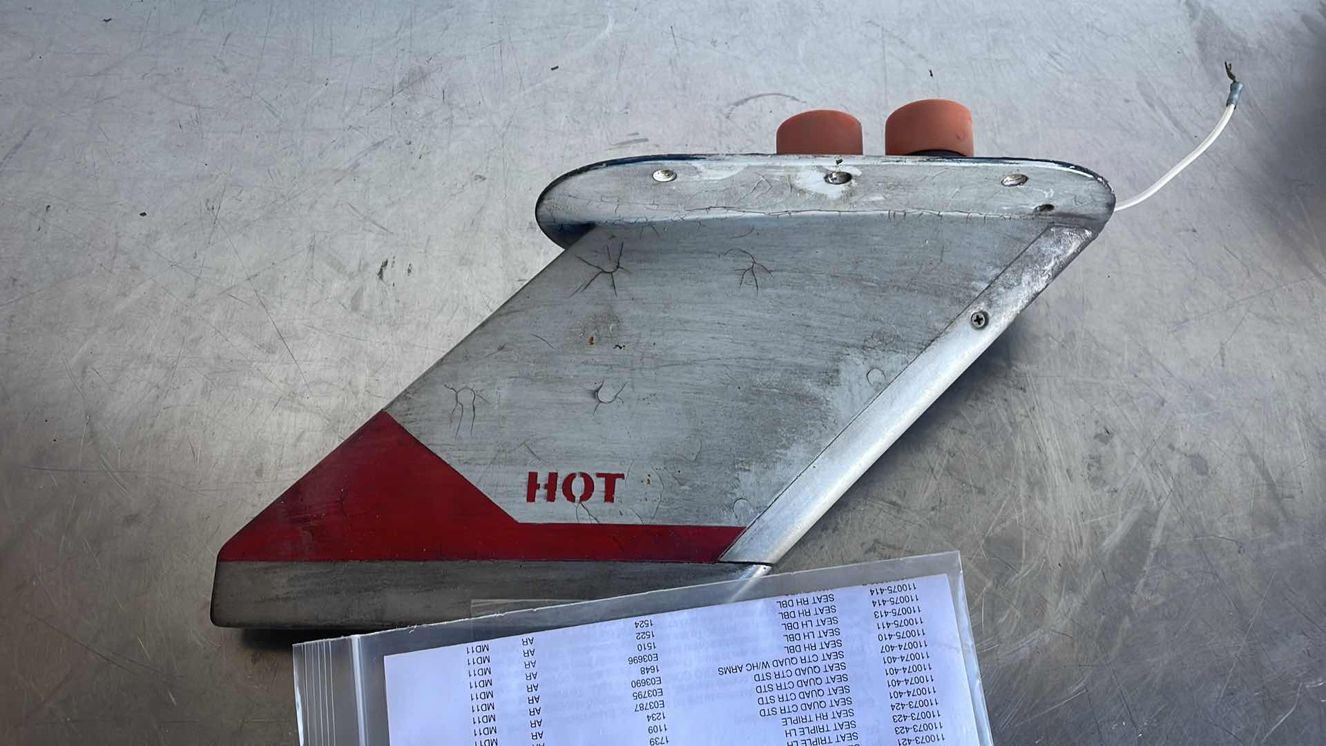 Photo 1 of ELECTROFILM 112190-5 HEATER
DRAIN MAST FOR C-17 MCDONNEL
DOUGLAS DC-10 AIRCRAFT