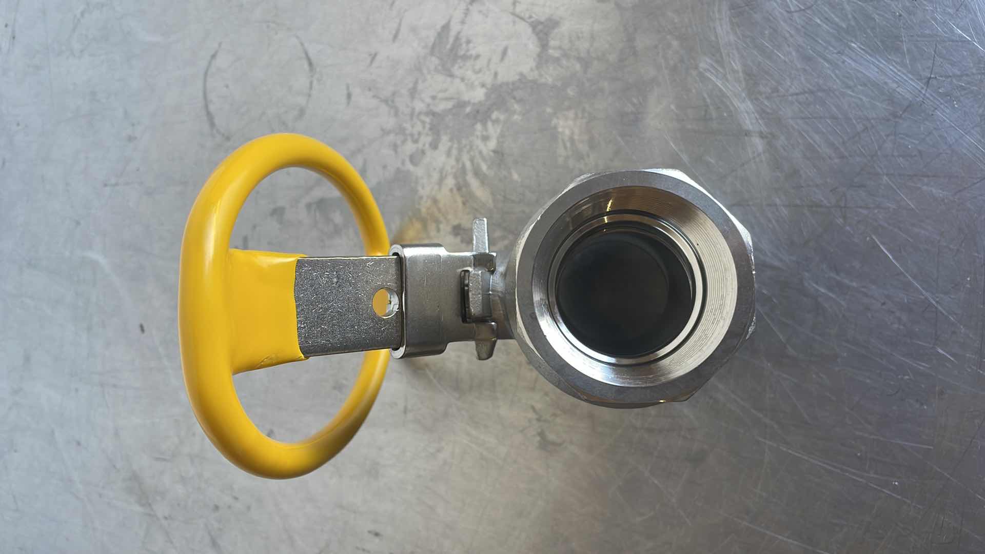 Photo 1 of 1-1/2" 316 S/S 1000# CWP FULL PORT
2PC SHARPE BALL VALVE W/ OVAL
HANDLE CF8M