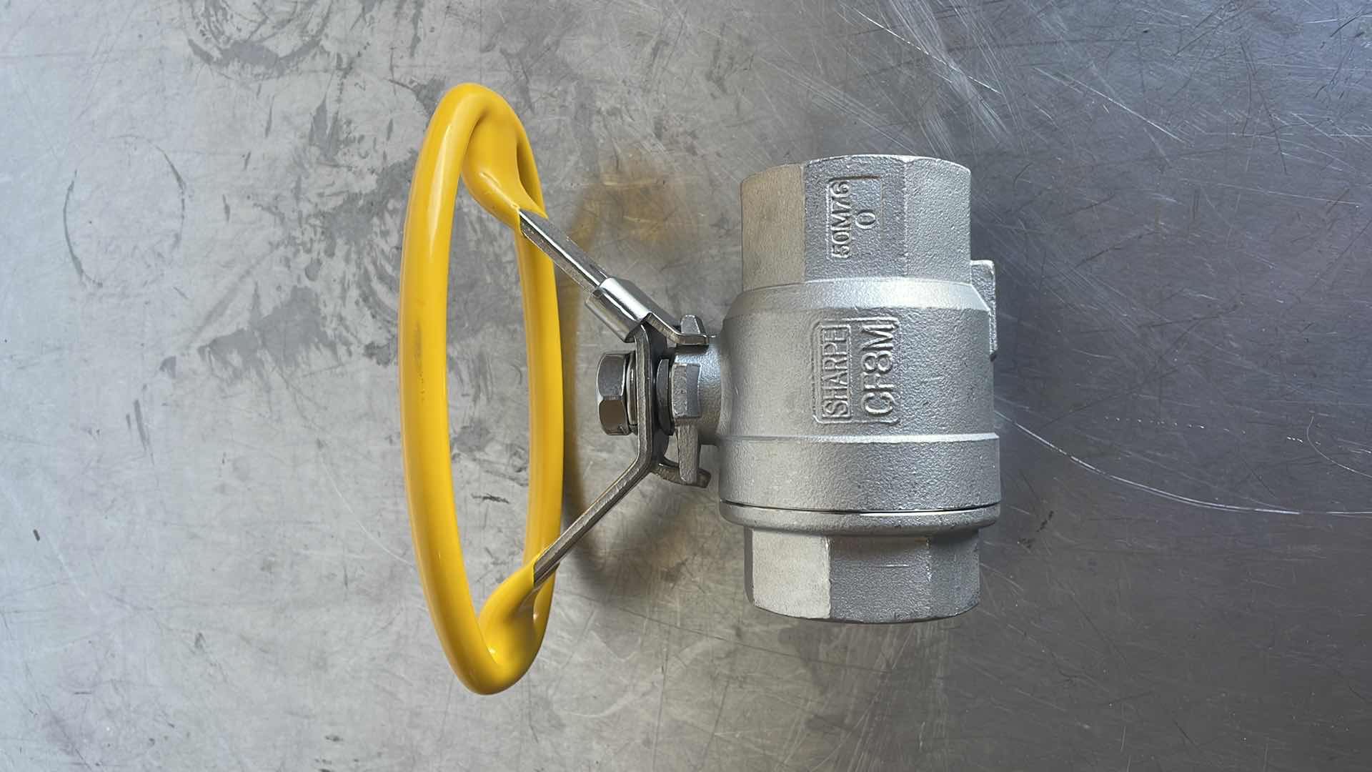 Photo 1 of 1-1/2" 316 S/S 1000# CWP FULL PORT
2PC SHARPE BALL VALVE W/ OVAL
HANDLE CF8M