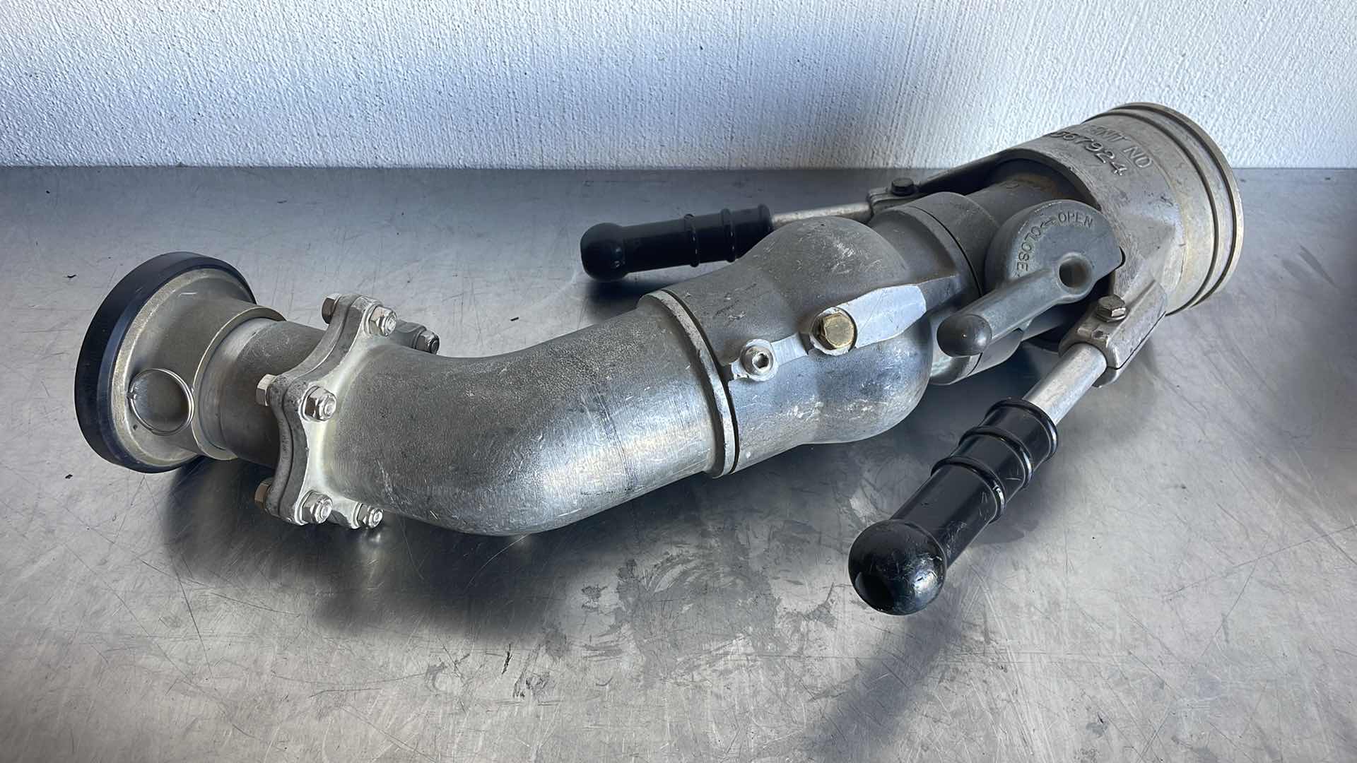 Photo 1 of EATON CARTER UNDER WING 2"
FUELING NOZZLE 64349, D-IR