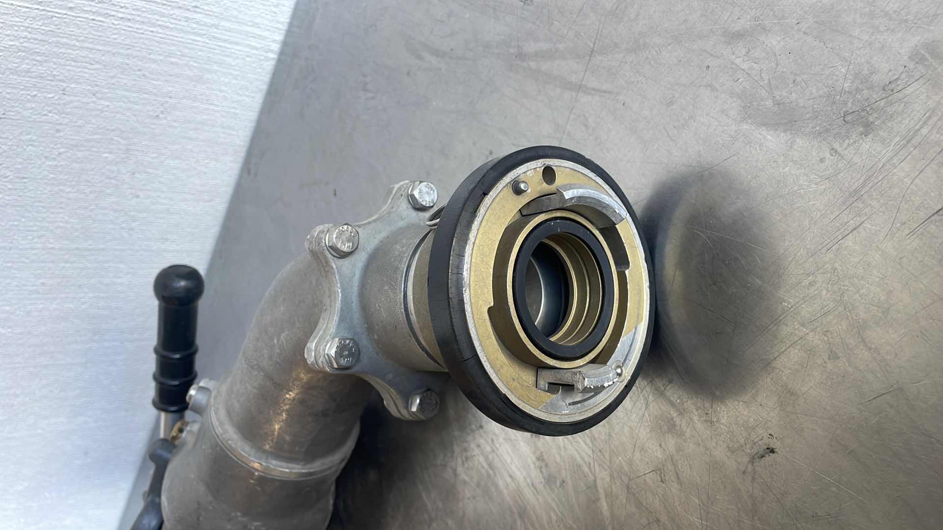 Photo 1 of EATON CARTER UNDER WING 2"
FUELING NOZZLE 64349, D-IR