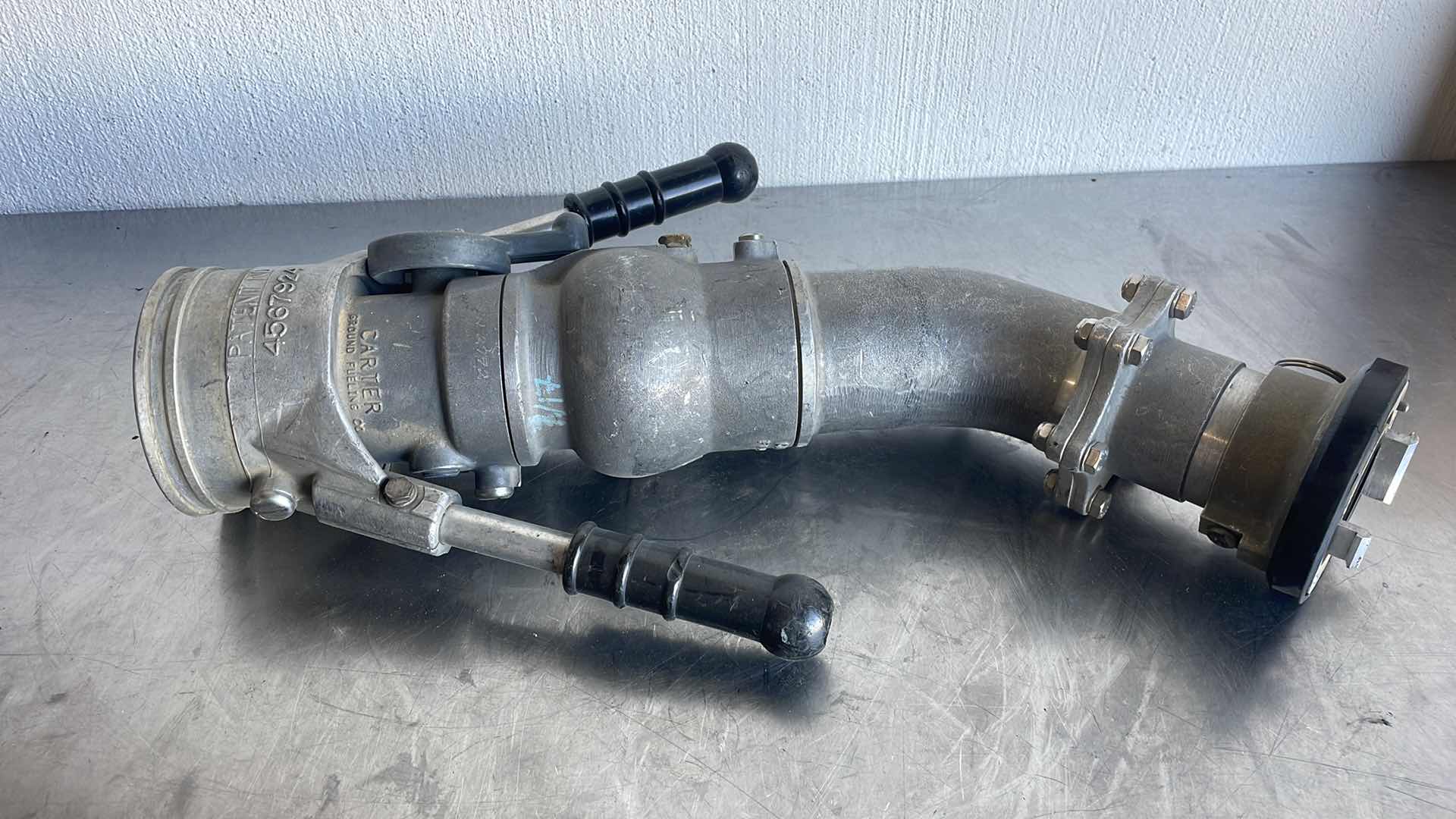 Photo 1 of EATON CARTER UNDER WING 2"
FUELING NOZZLE 64349, D-IR