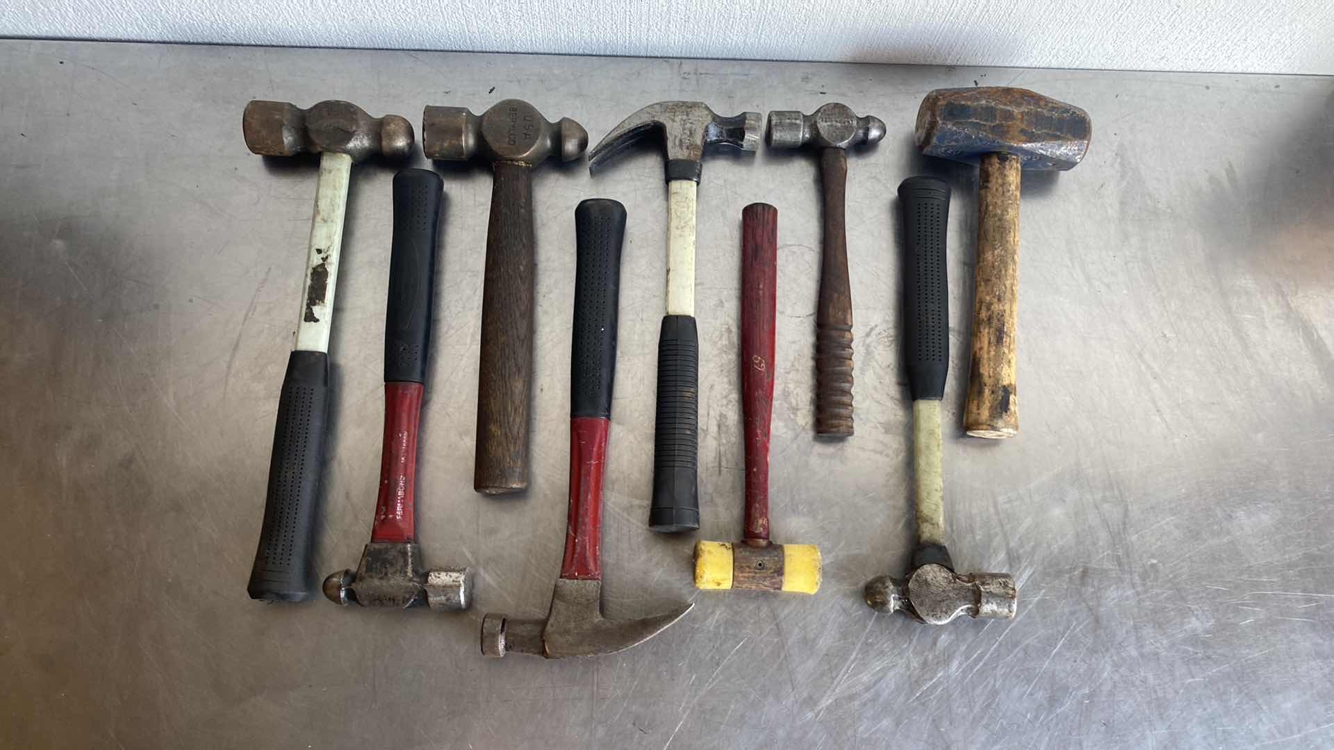 Photo 1 of HAMMERS(10)