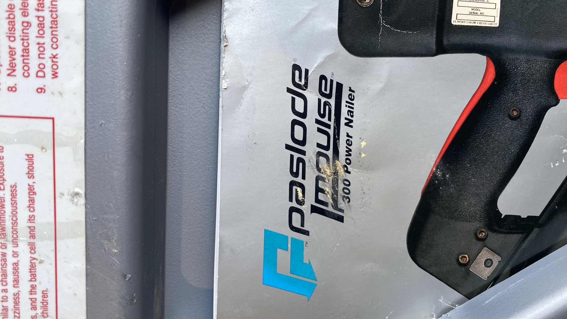 Photo 1 of ITW PASLODE IMPULSE CORDLESS SOLID STATE NAILER MODEL 300