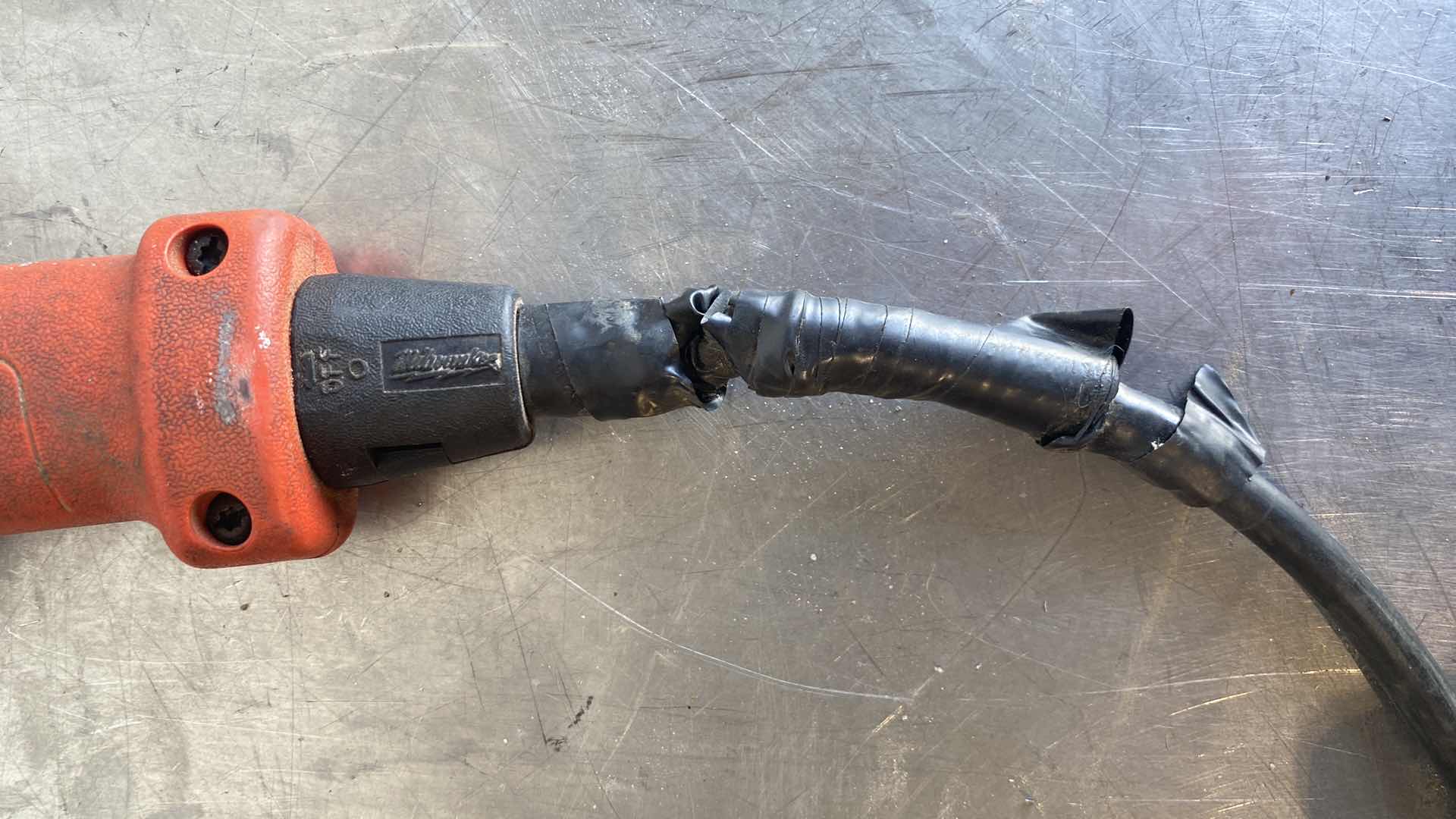 Photo 1 of MILWAUKEE COMPACT  1/2” HOLE HAWG 1675-1
CORD EXPOSED TESTED AND WORKING