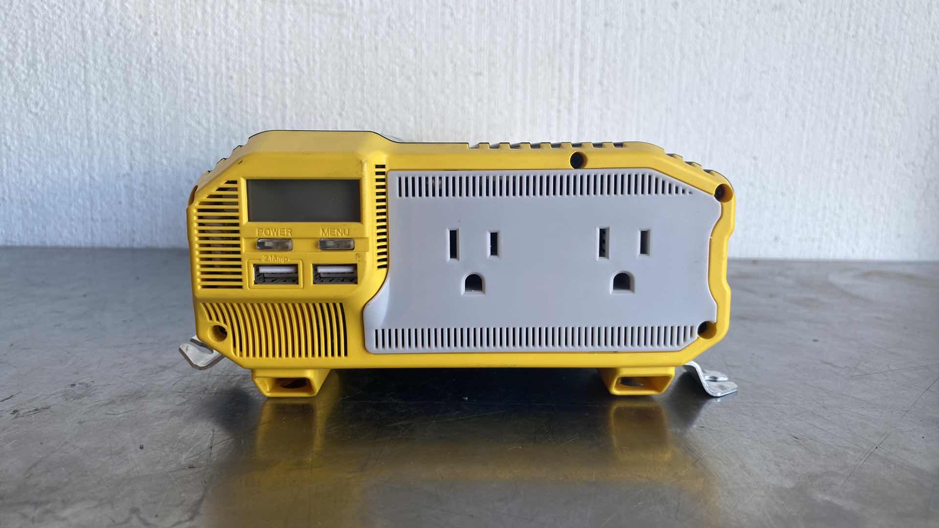 Photo 1 of KRIEGER 1500 WATTS POWER INVERTER
12V TO 110V, MODIFIED SINE WAVE CAR
INVERTER