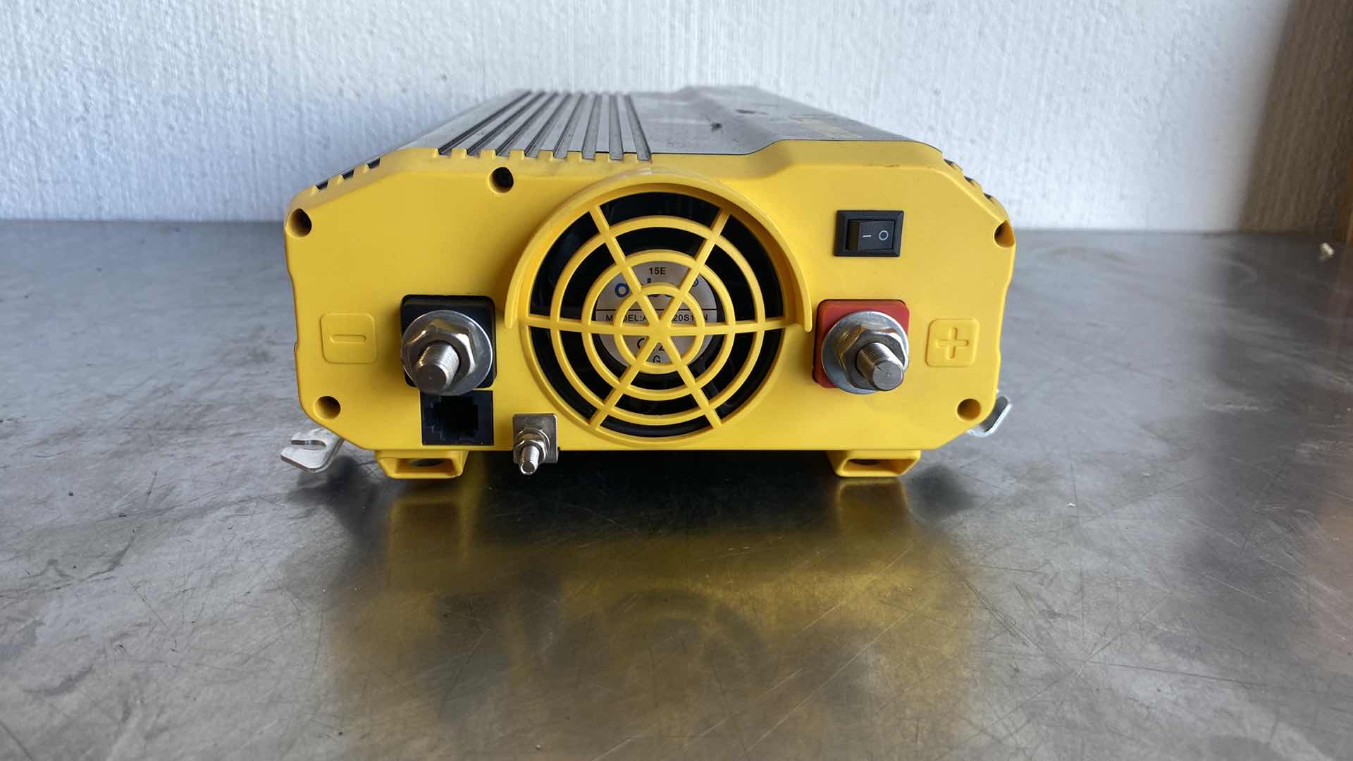 Photo 1 of KRIEGER 1500 WATTS POWER INVERTER
12V TO 110V, MODIFIED SINE WAVE CAR
INVERTER