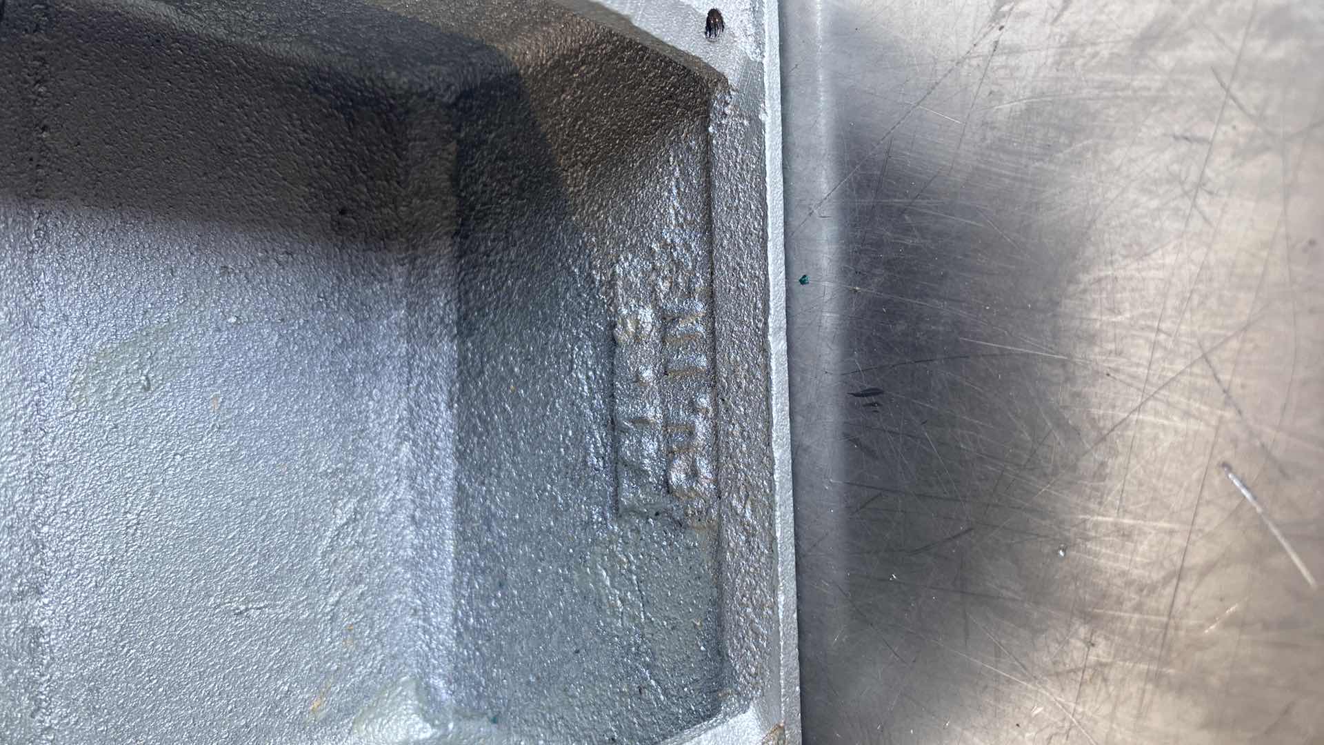 Photo 1 of CROUSE-HINDS OUTLET BOX 1/2” FDC12
(4)