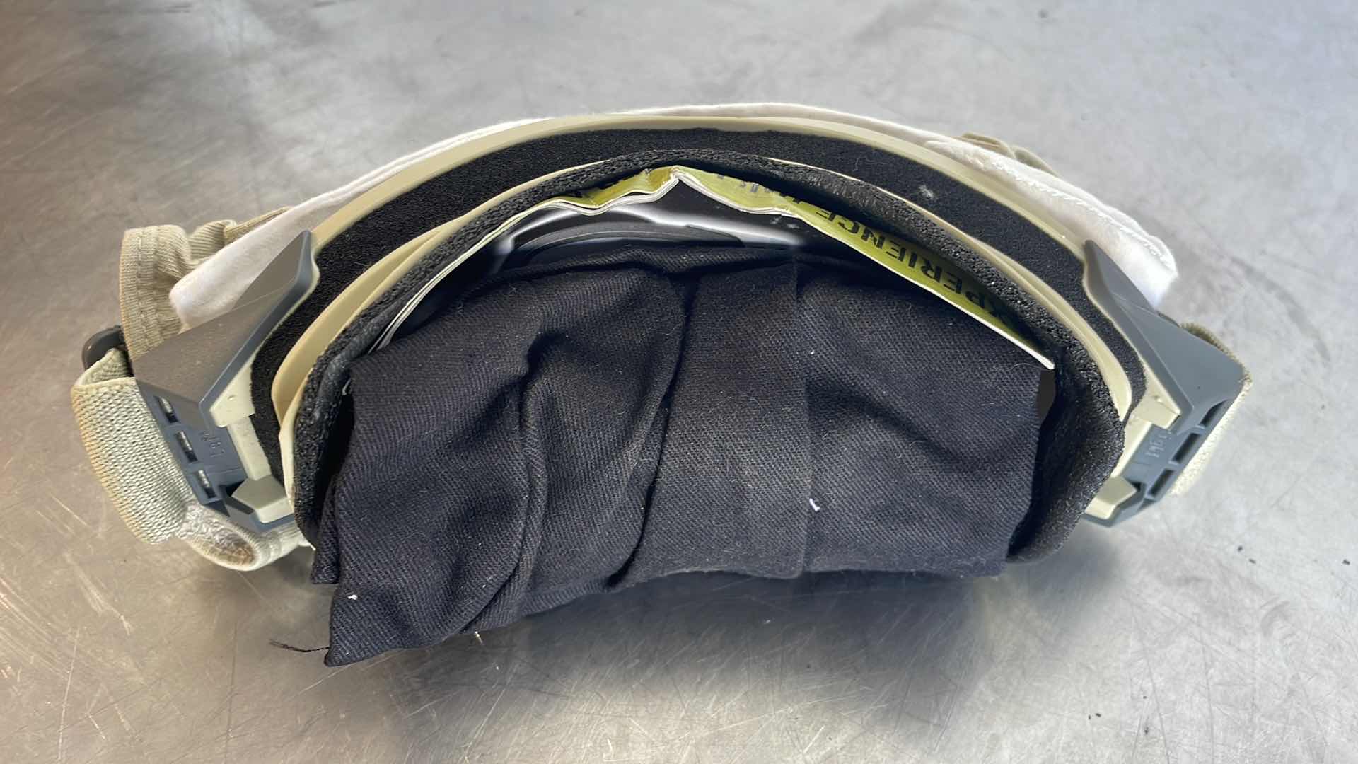 Photo 1 of ESS MILITARY GOGGLES DESERT TAN