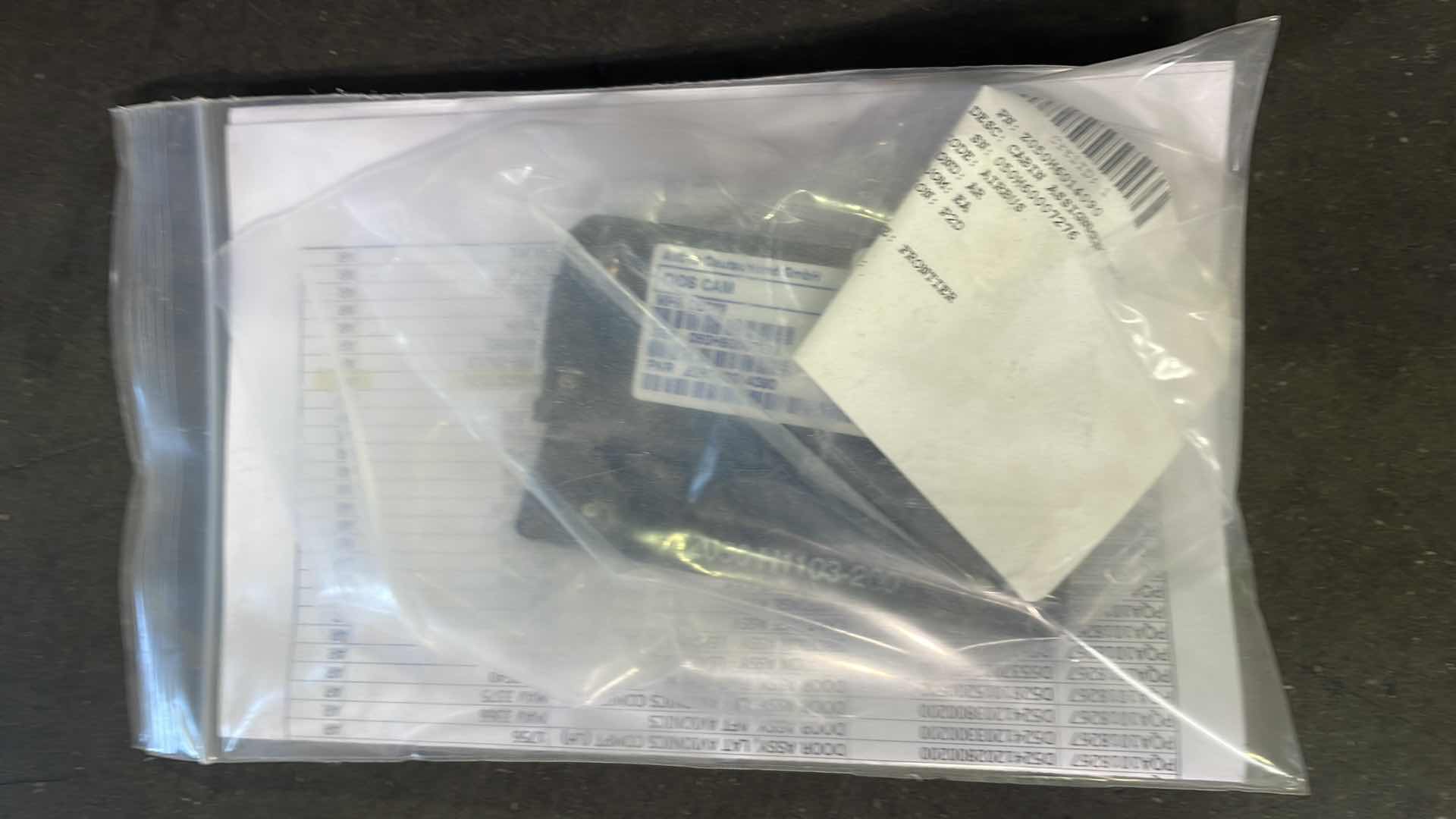 Photo 1 of KID SYSTEME GMBH CIDS CAM 3PC. CABIN ATTENDANT PANEL ASSIGN FOR AIRBUS A318
A319