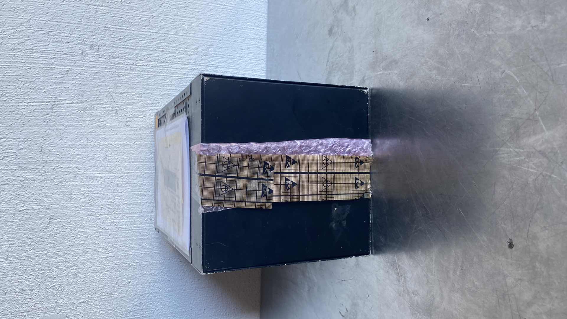 Photo 1 of DIEHL THALES 9612660321 EFIS SGU SYMBOL GENERATOR FOR AIRBUS
A310 A300 AIRCRAFT