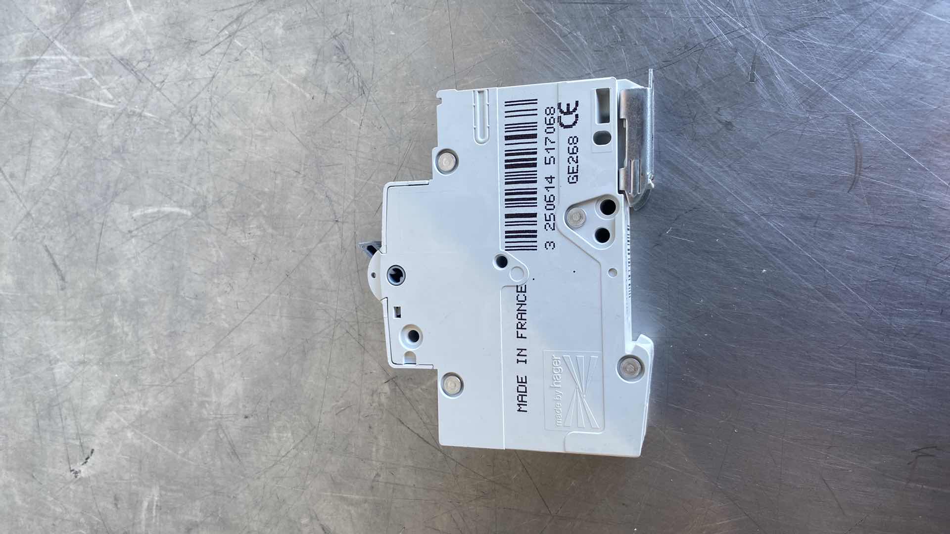 Photo 1 of HAGER MU 132 A C32 BREAKER SWITCHES 
(12)