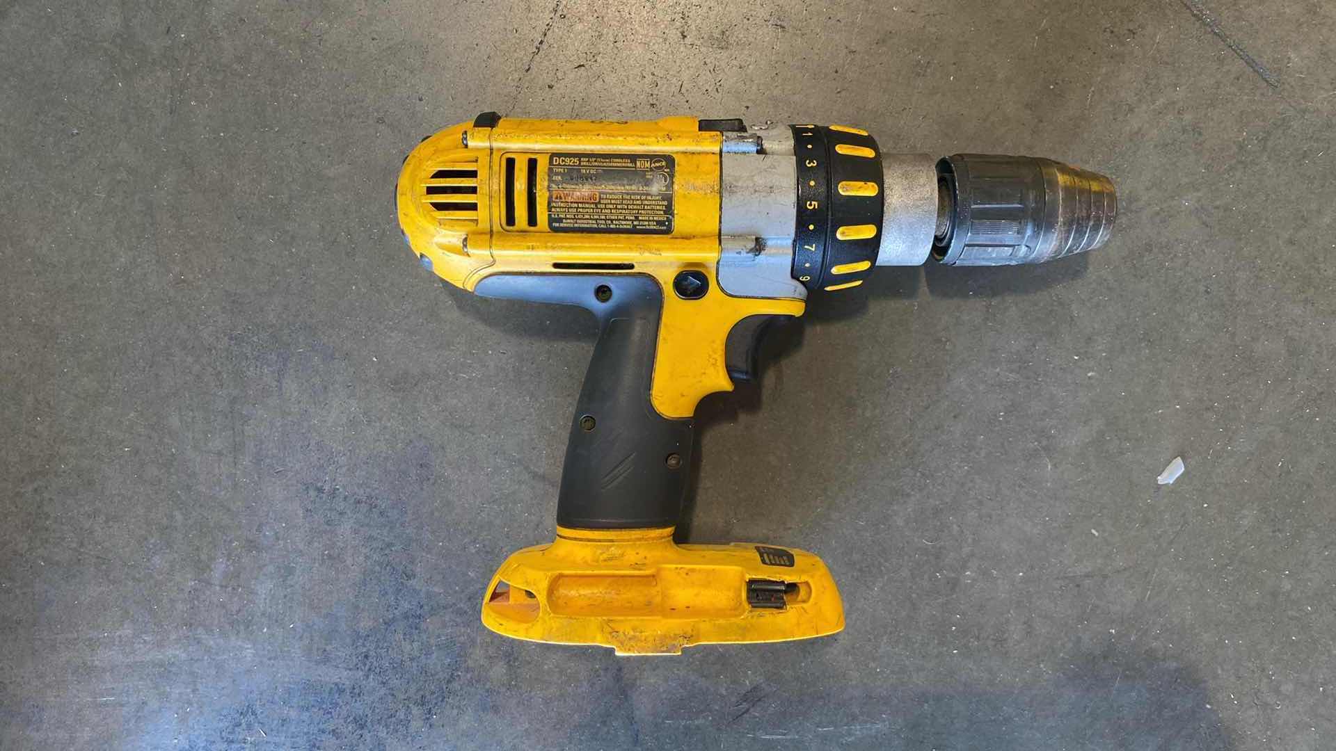 Photo 1 of DEWALT CORDLESS DRILL 18V DC925
DEWALT CORDLESS RECIPROCATING SAW 18V DC385 
TESTED WORKING