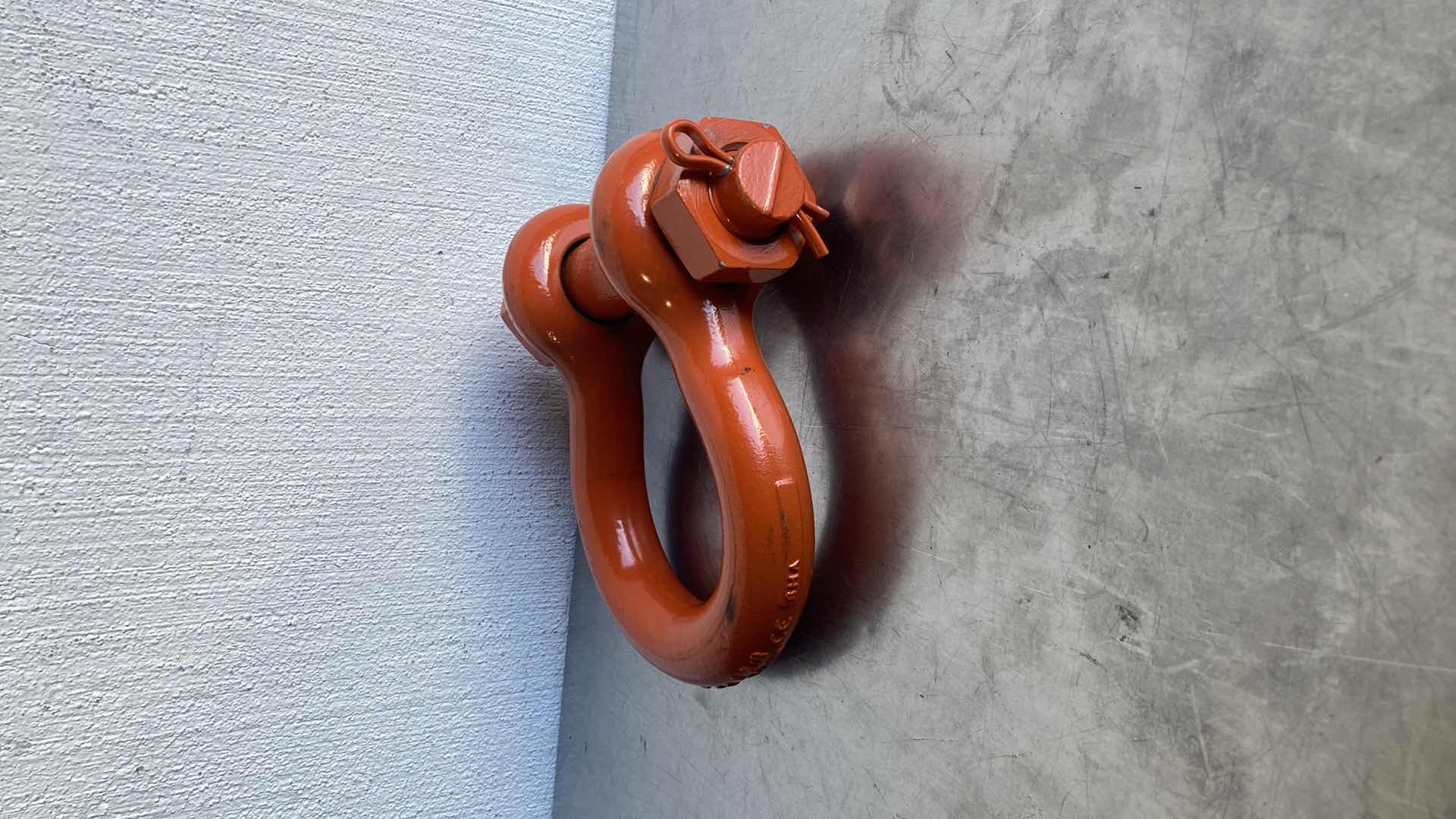 Photo 1 of CM USA ALLOY WLL 21TON BOLT SHACKLE 1-3/8