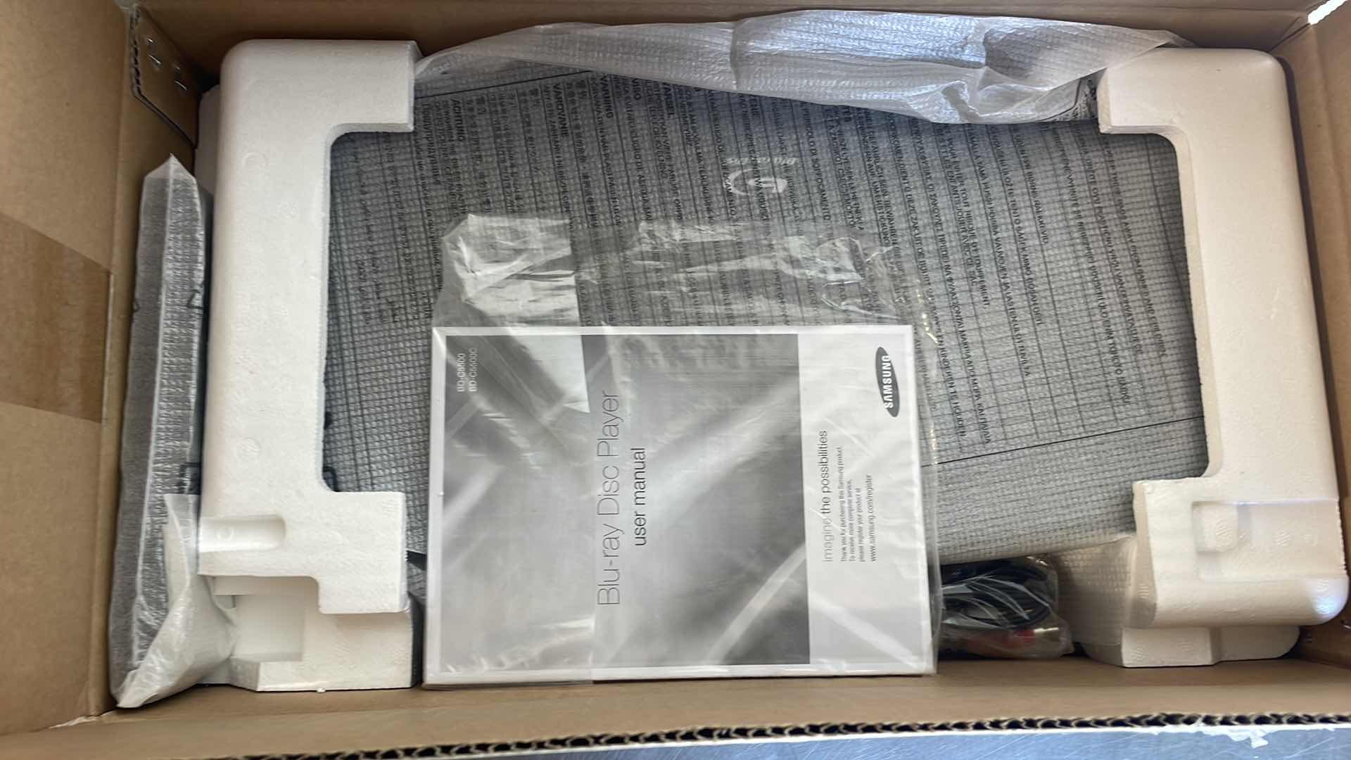 Photo 3 of SAMSUMG BLU-RAY DISC BD-C 5500 1080P