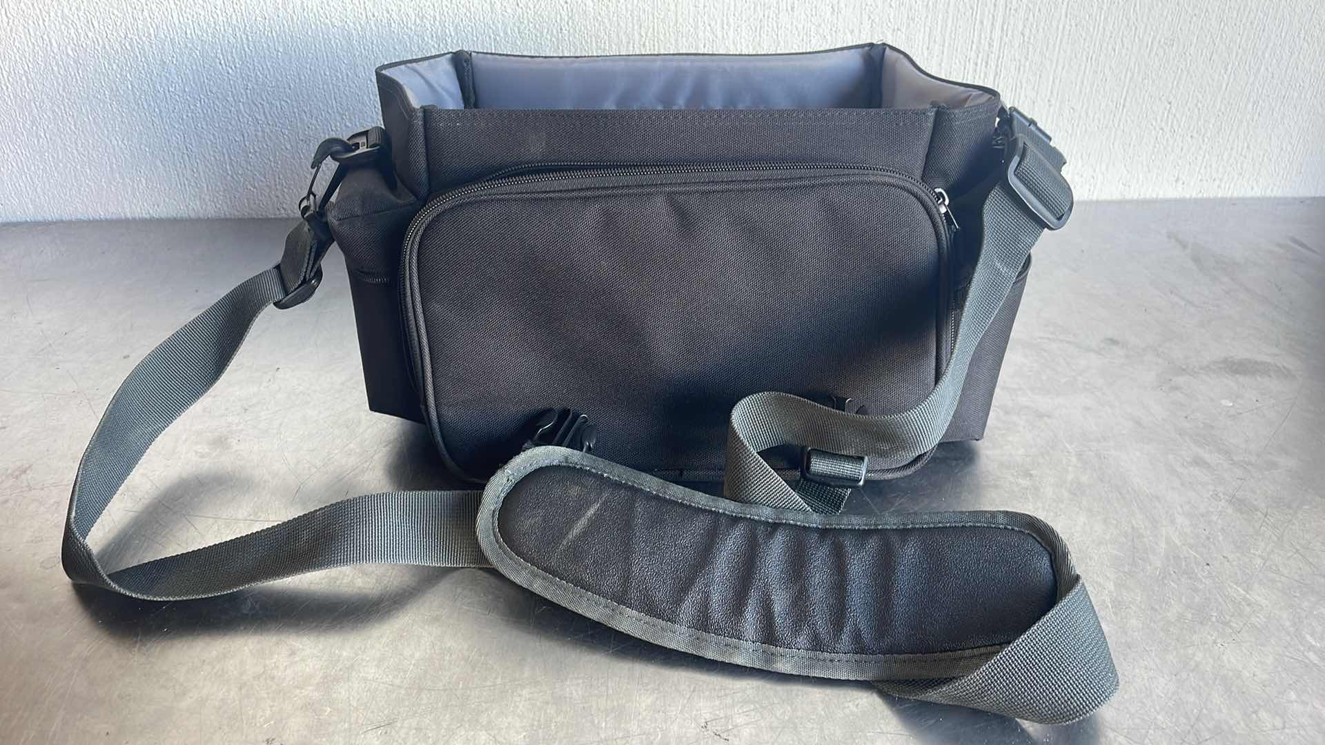 Photo 1 of CANON CAMERA CASE