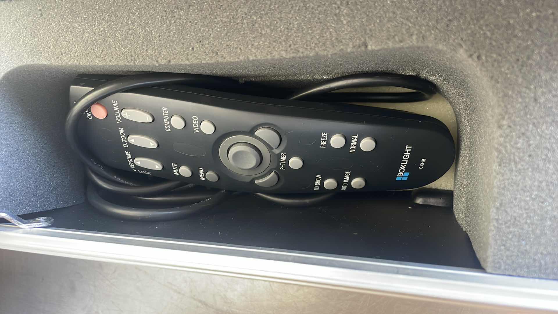 Photo 2 of BOXLIGHT XP-5T LCD PROJECTOR IN HARD ROLLING CASE SEE ALL PICTURES