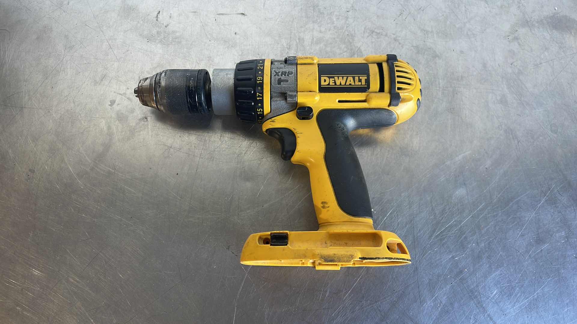 Photo 1 of DEWALT 18v DC988 1/2” DRIVE CORDLESS HAMMER DRILL & DC385 RECIPROCATING SAW