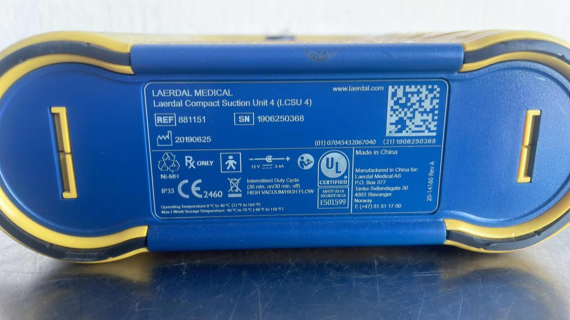 Photo 1 of LAERDAL COMPACT SUCTION UNIT 4