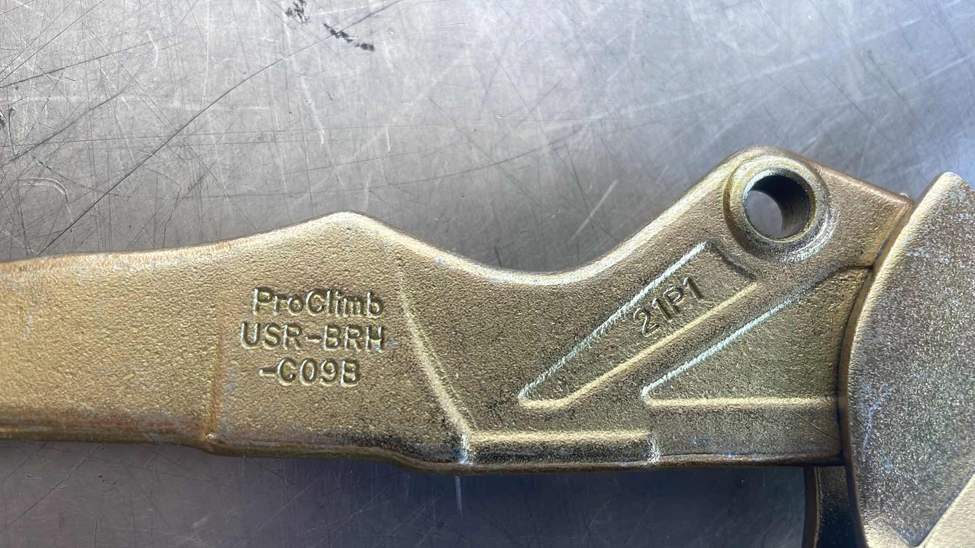 Photo 1 of BOX FULL OF PROCLIMB 342-USR-BRH-C09B FORGED STEEL REBAR HOOK FIXED EYE YELLOW ZINC FINISH MISSING SAFETY LOCKING MECHANISM